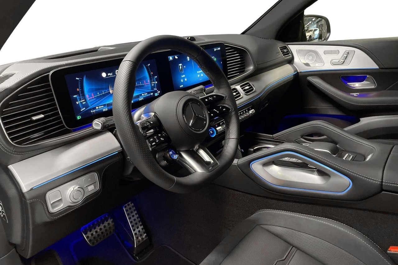 Mercedes-Benz GLE 53 2026, photo 6/10