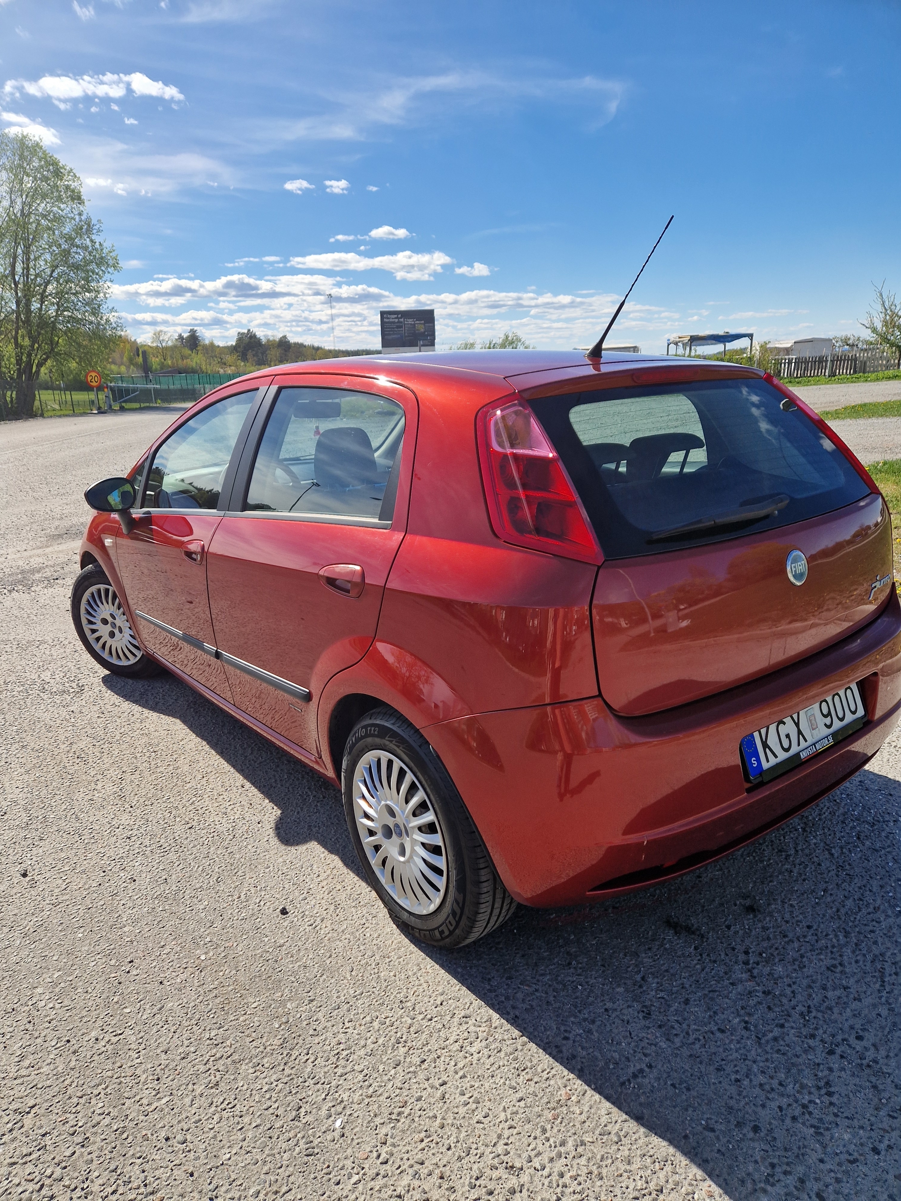 Fiat Grande Punto 2007, kuva 4/7