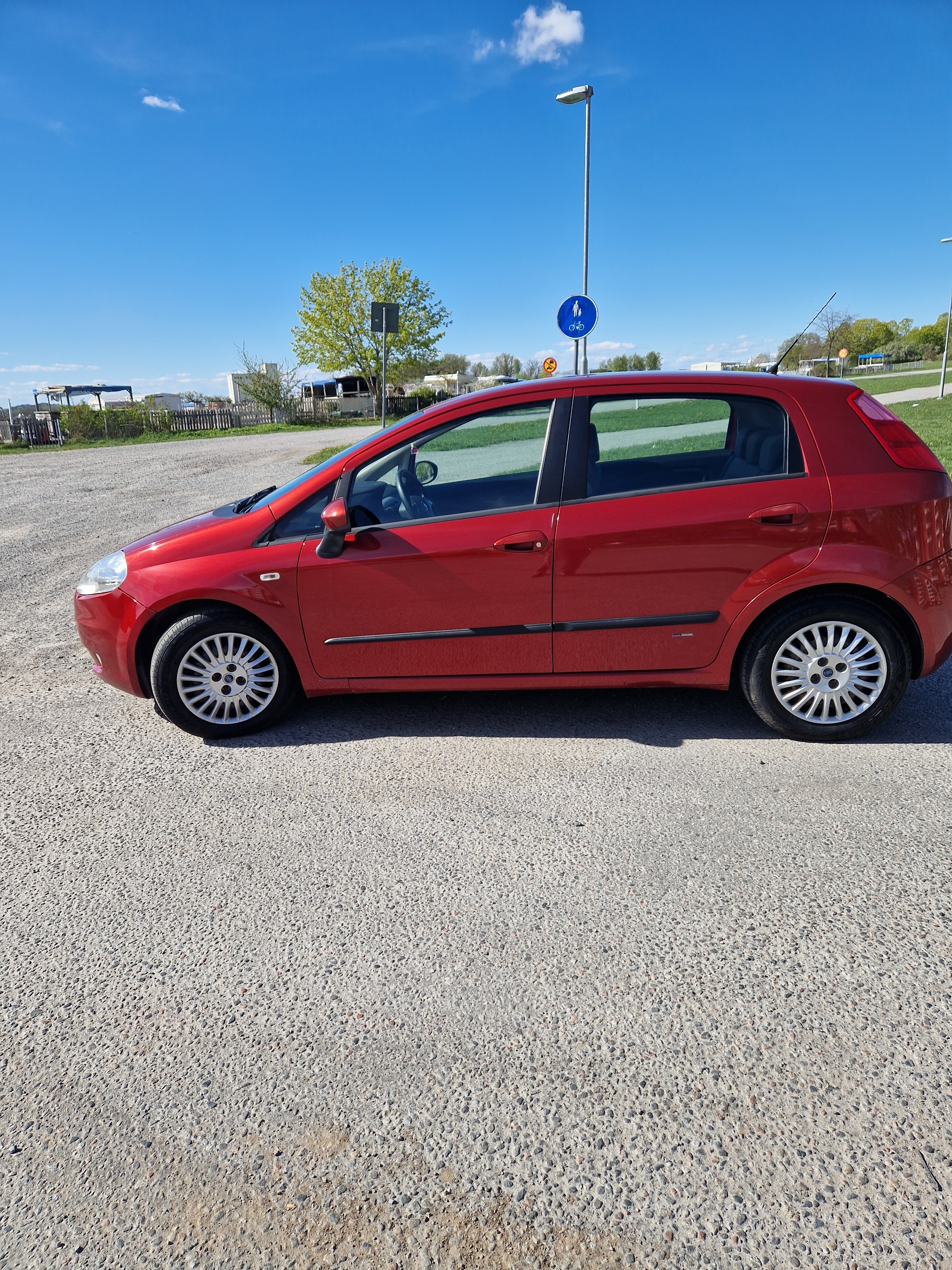 Fiat Grande Punto 2007, kuva 3/7