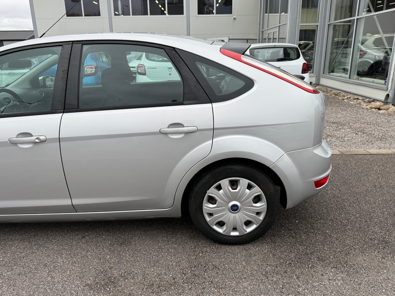 Ford Focus 2011, bild 6/10