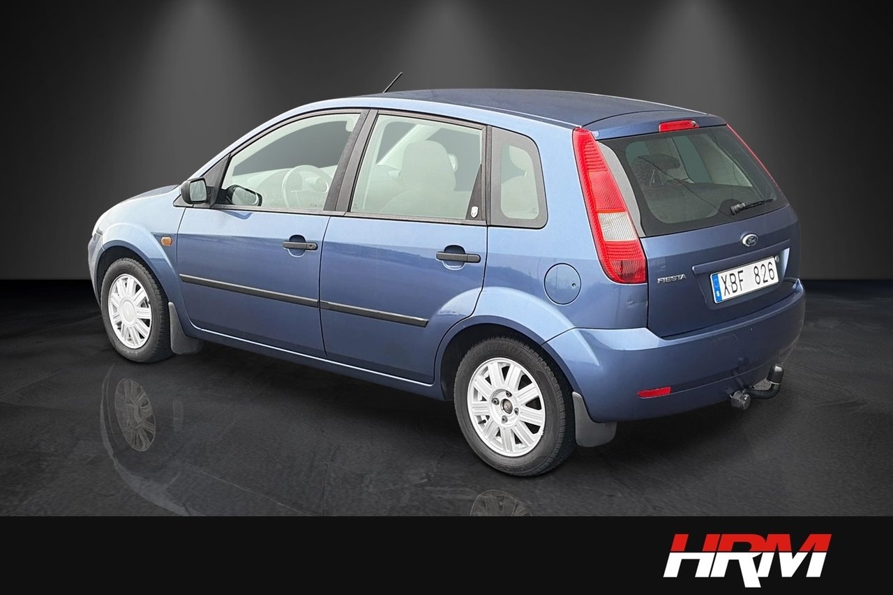 Ford Fiesta 1.4 låga mil 5-dörr drag 2005, bild 3/10