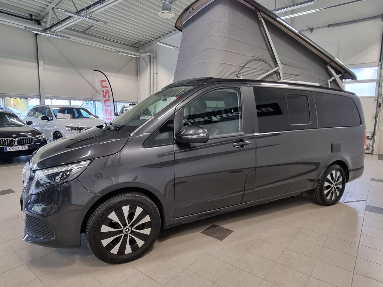 Mercedes-Benz V 2023, kuva 7/10