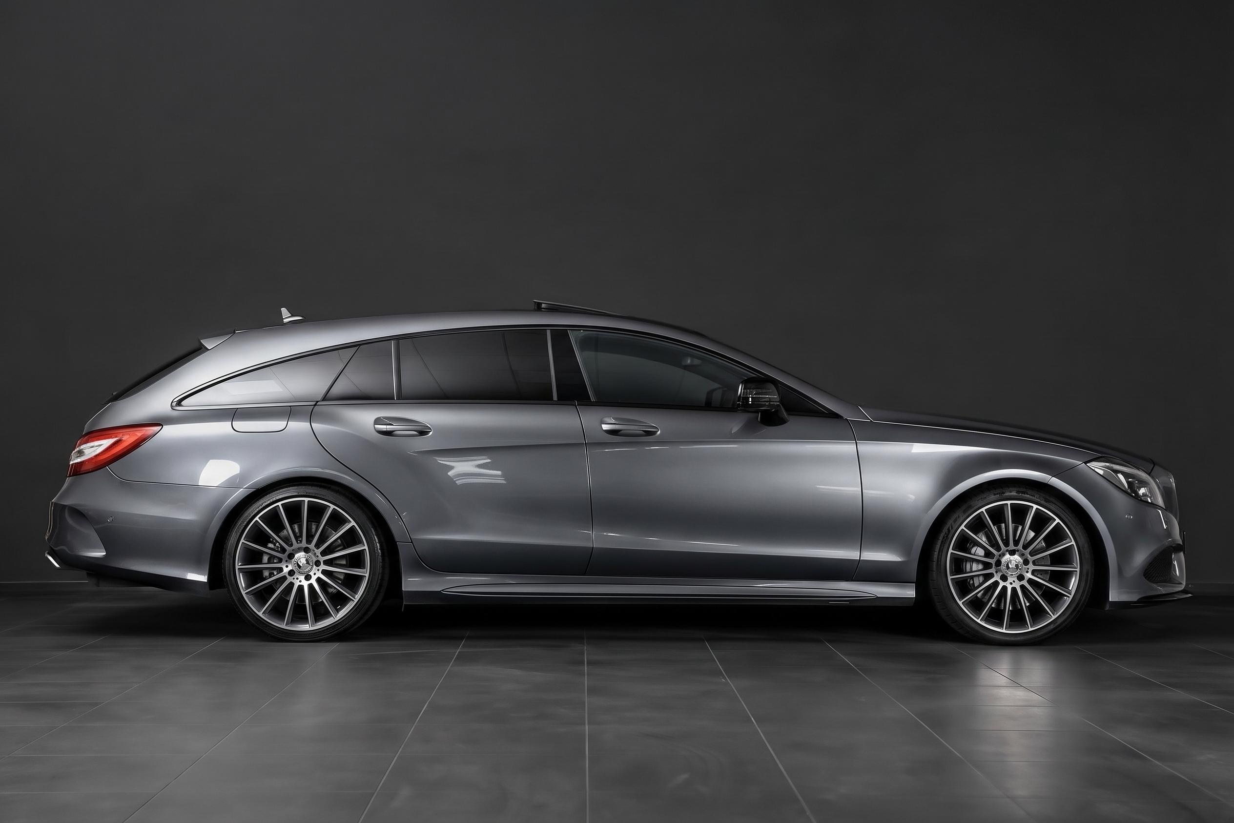 Mercedes-Benz CLS 2016, bild 2/9