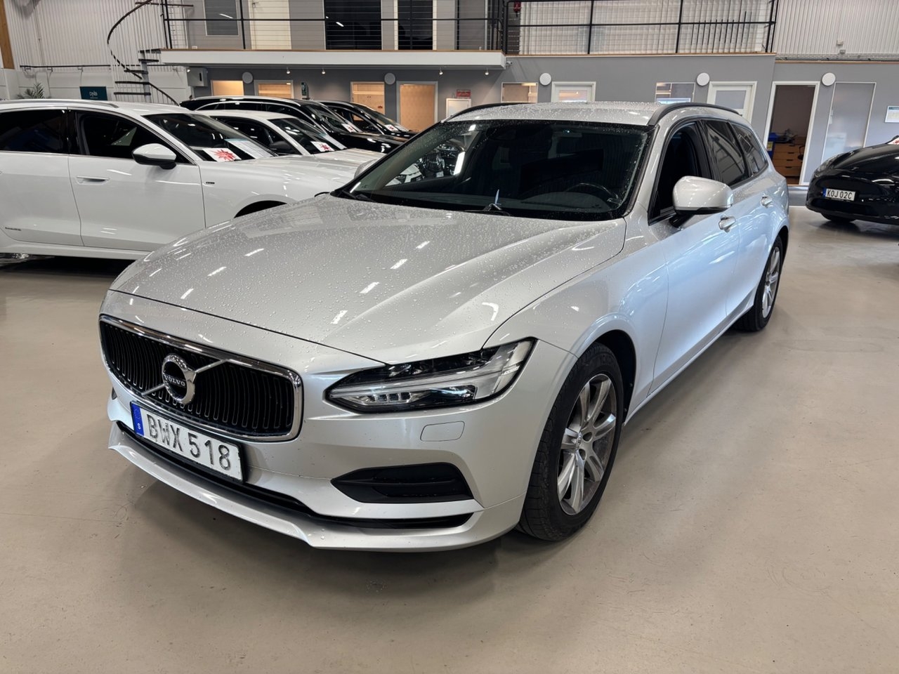 Volvo V90