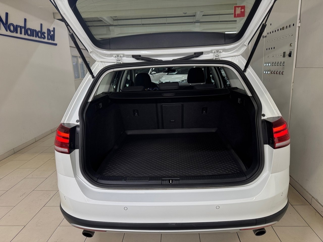 Volkswagen Golf 2018, photo 7/7