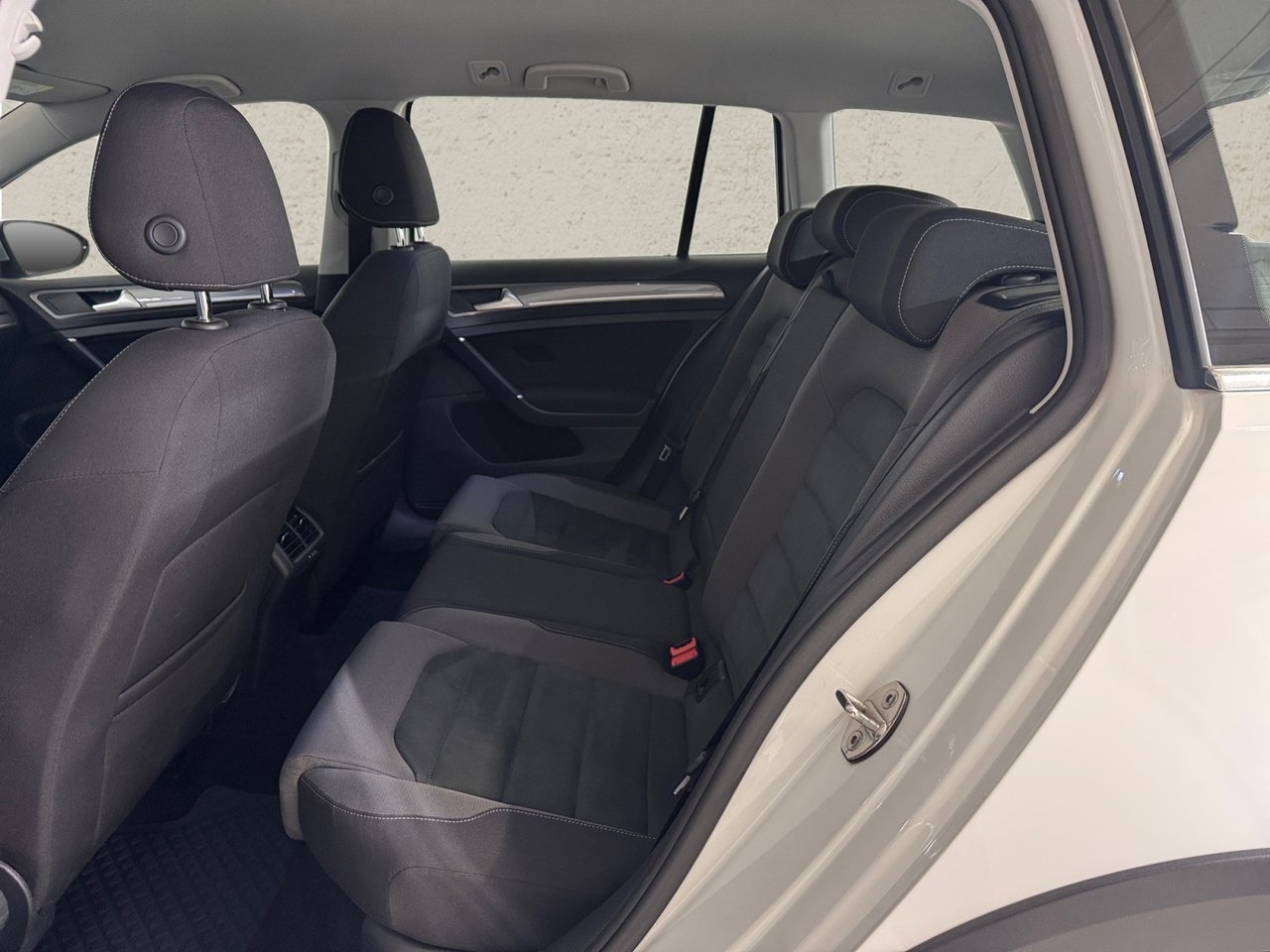 Volkswagen Golf 2018, photo 6/7