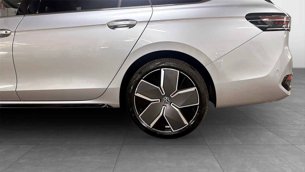 Volkswagen Passat 2025, bild 6/10