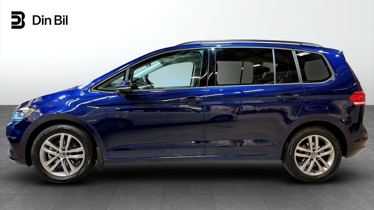 Volkswagen Touran TSI150 DSG Life 7 Sits 2025, bild 2/10