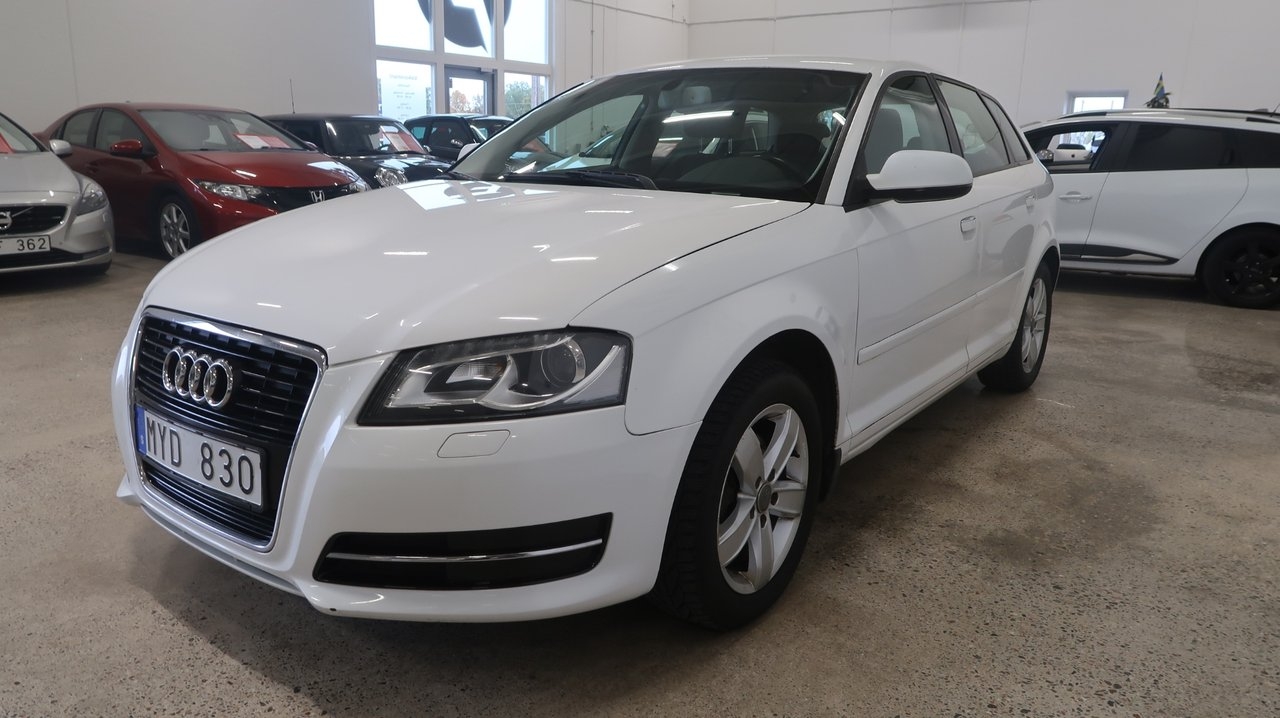 Audi A3 2.0 TDI Nyservad Kamremsbytt 2013, kuva 7/10