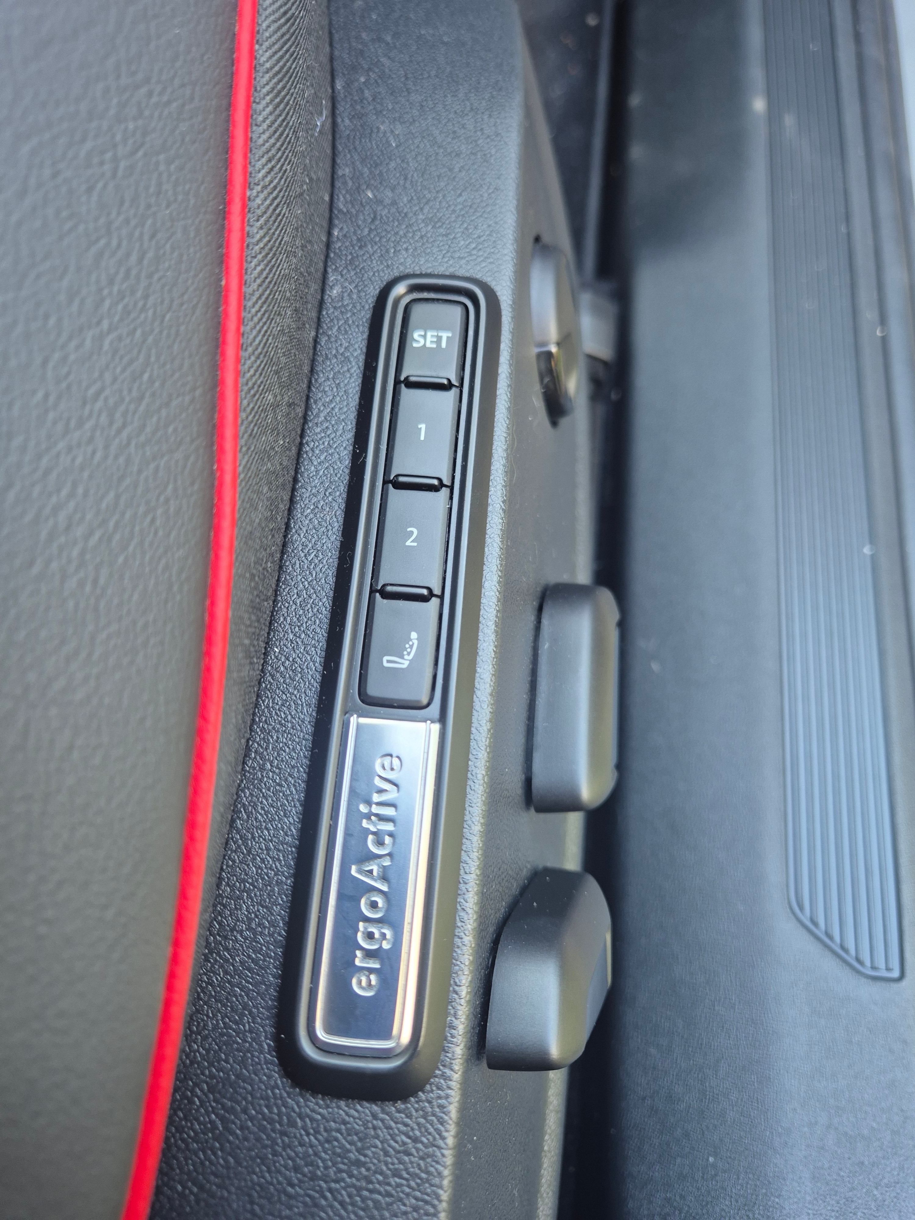 Volkswagen ID.4 GTX 77 kWh 4Motion 2023, photo 6/10
