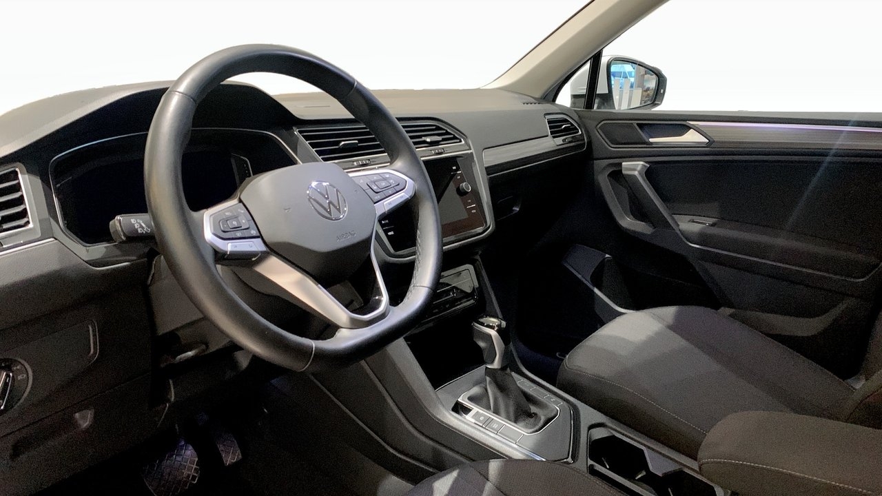 Volkswagen Tiguan Allspace 2023, bild 7/10