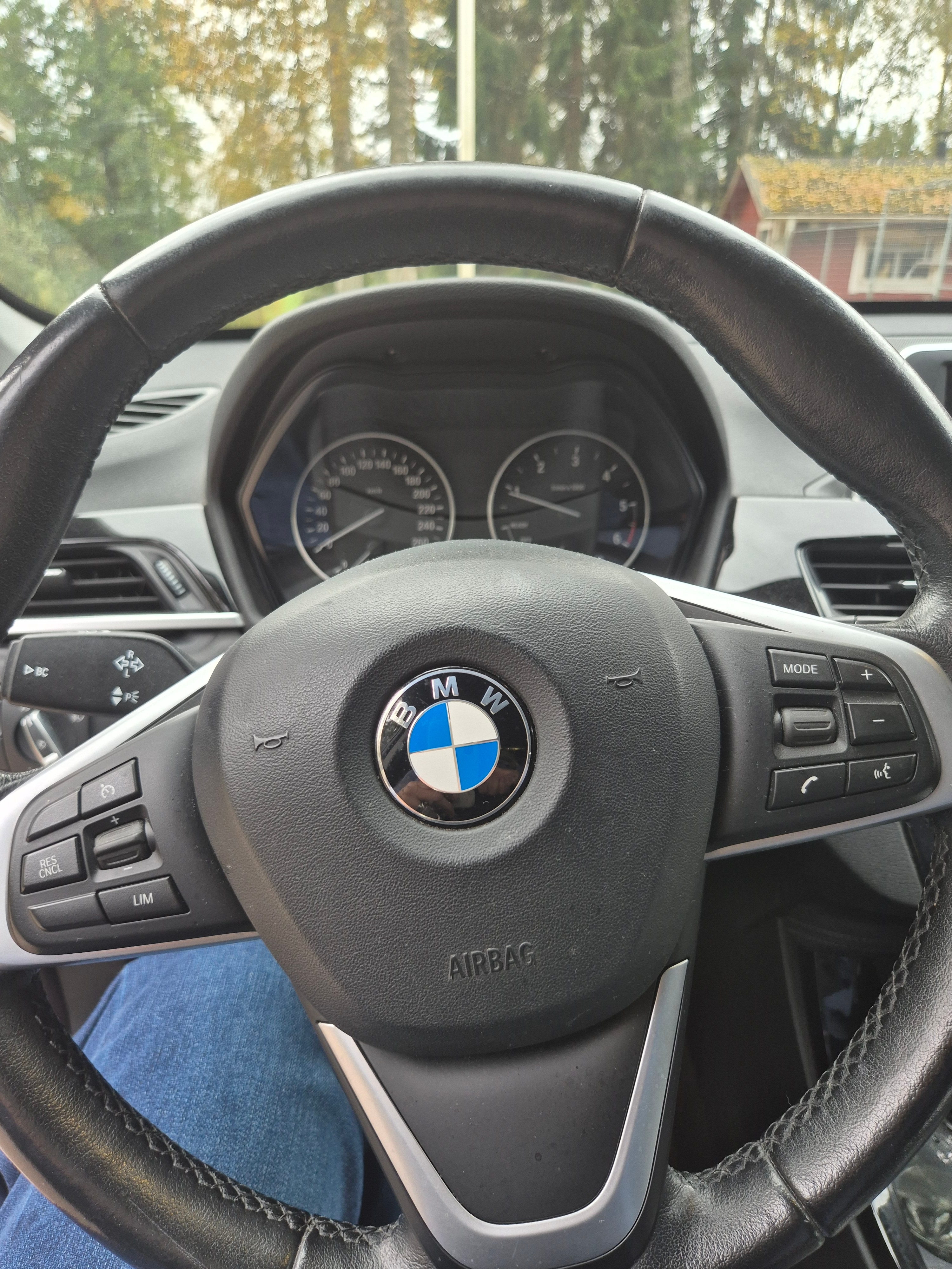BMW X1 xDrive20d Steptronic 2017, bild 6/6