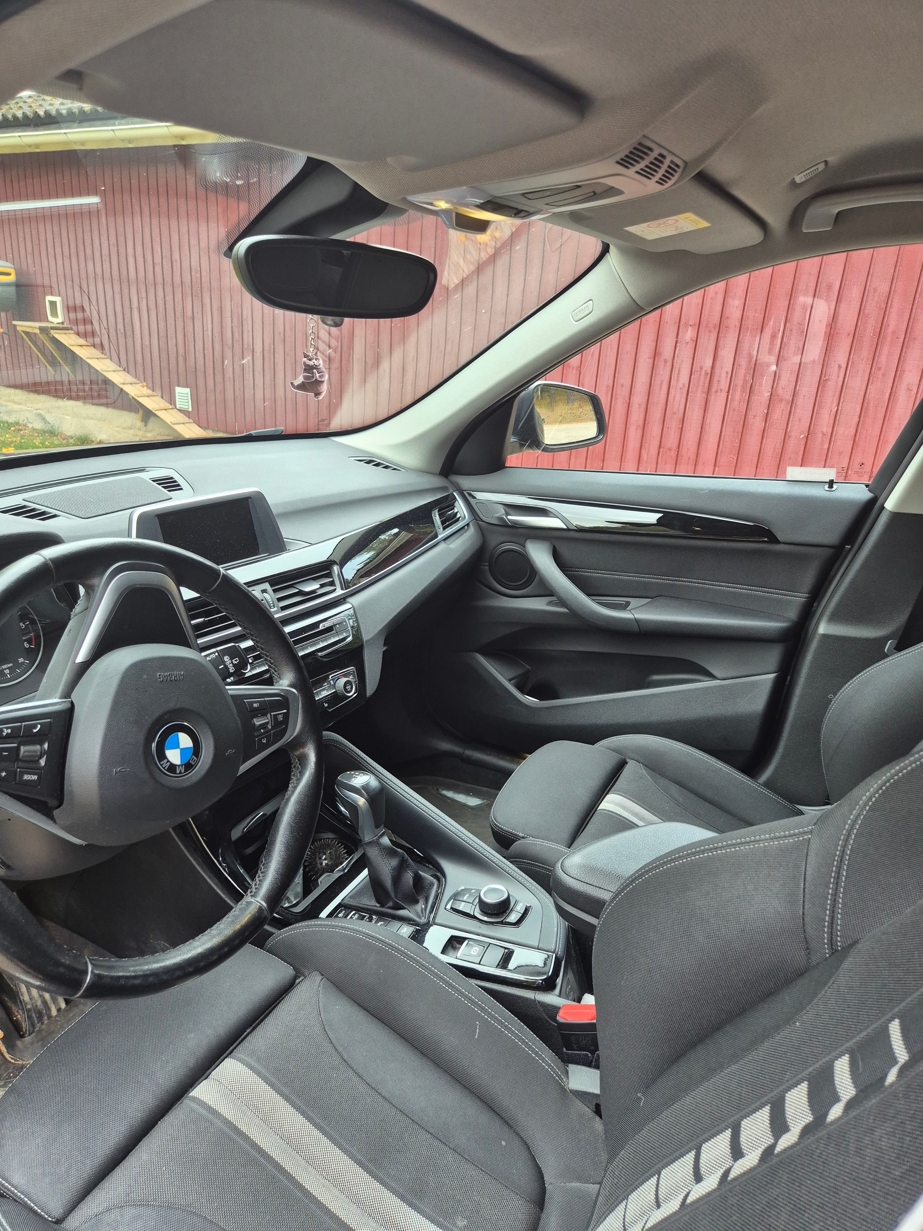 BMW X1 xDrive20d Steptronic 2017, bild 4/6