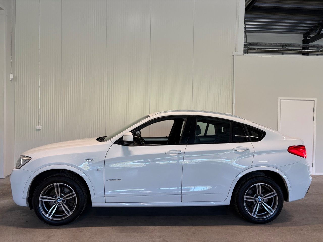 BMW X4 xDrive20d M-Sport 2018, kuva 5/10