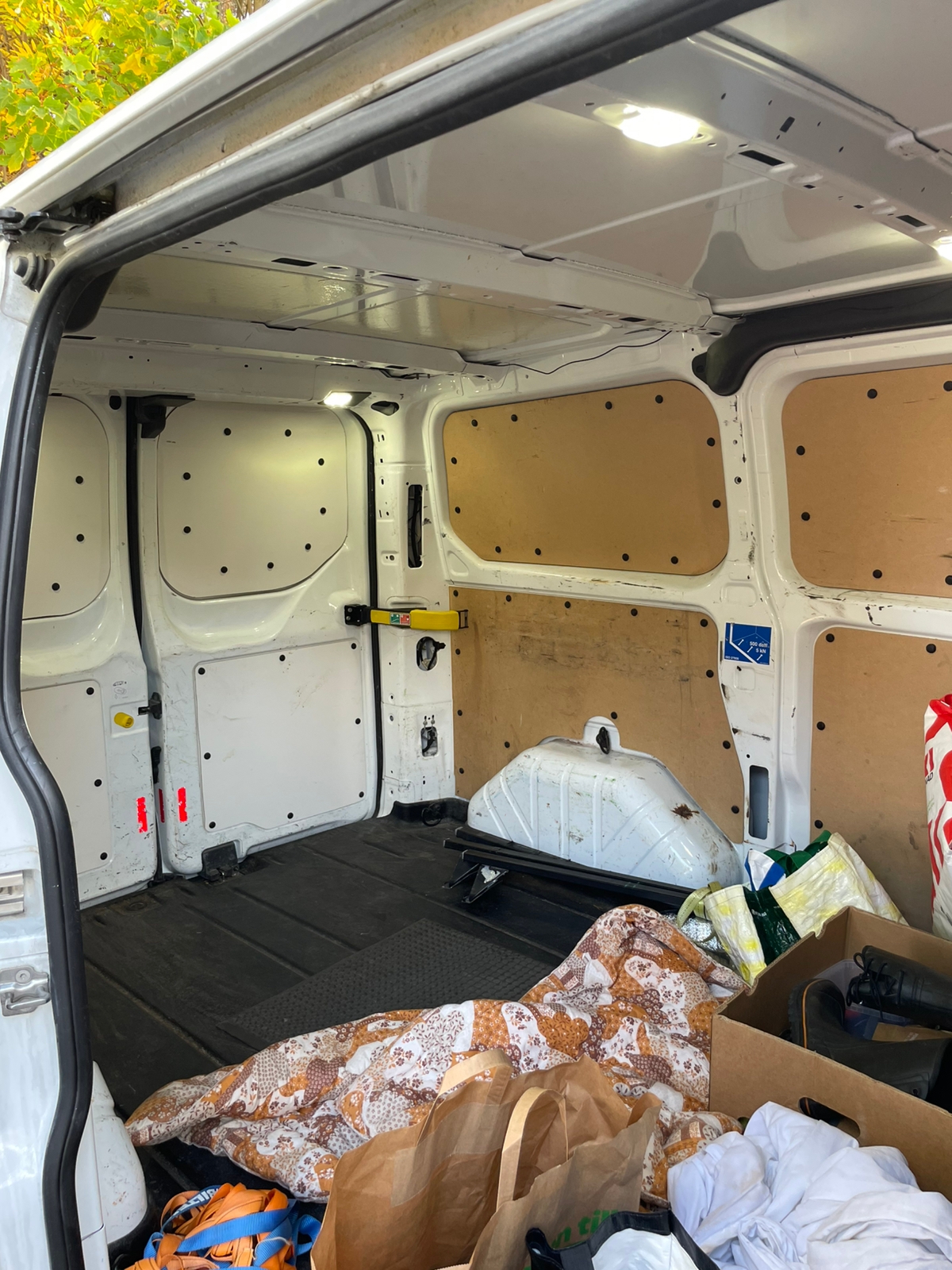 Ford Transit Custom 270 2.2 TDCi Manuell 2015, bild 4/4