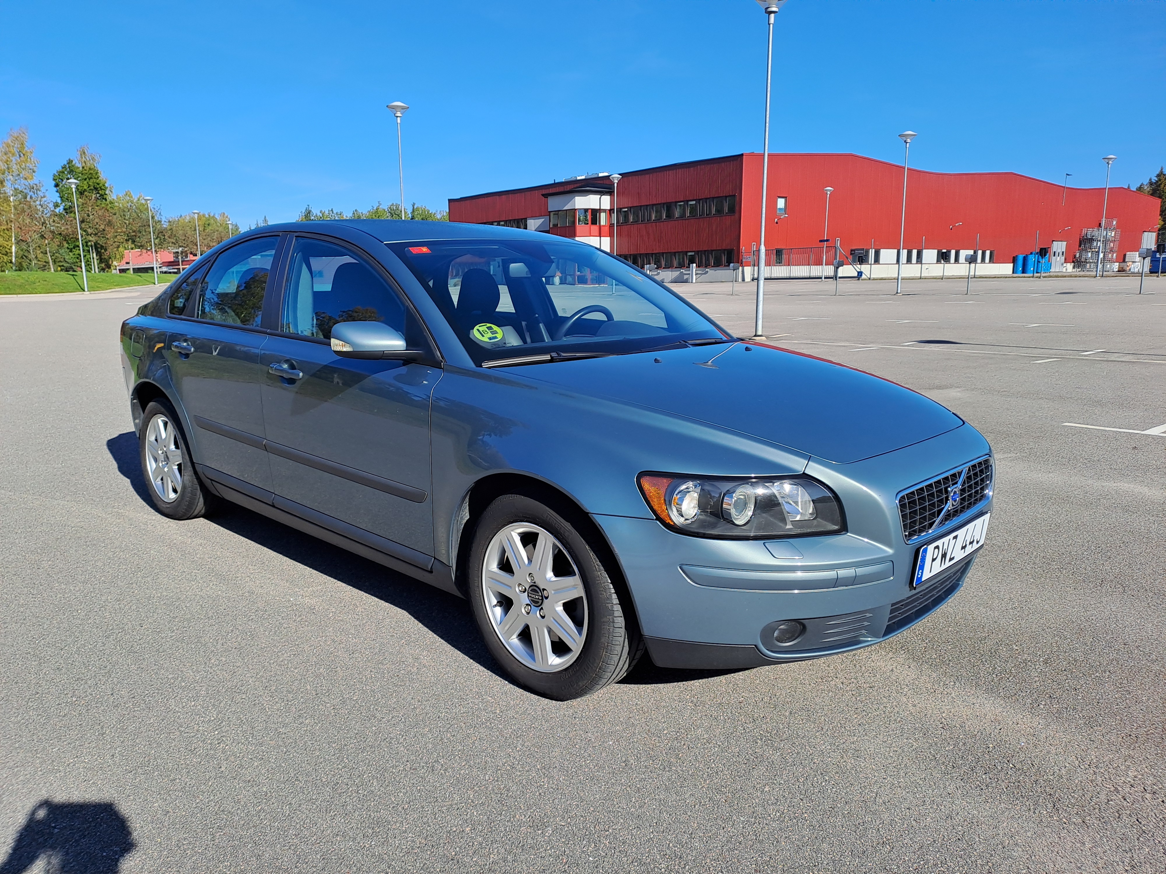 Volvo S40 2.4i 2005, kuva 2/10