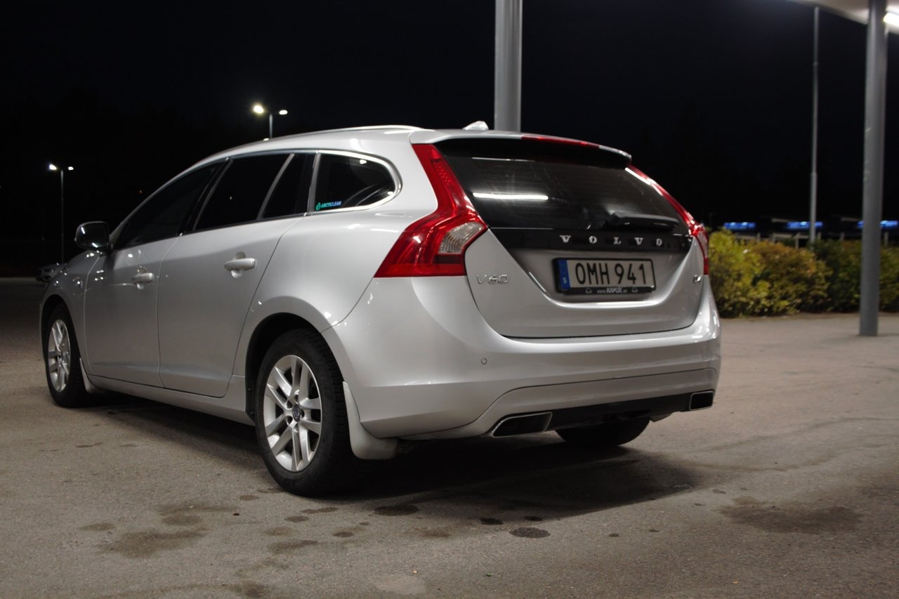 Volvo V60 2015, kuva 7/10