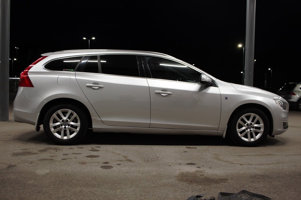 Volvo V60 2015, kuva 5/10
