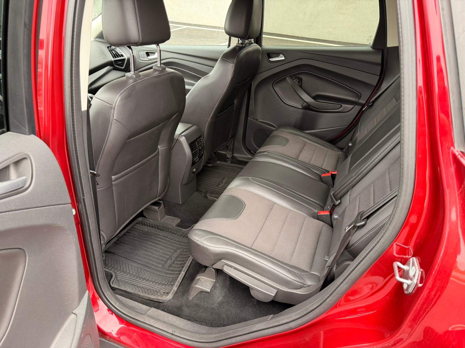 Ford Kuga 1.5 EcoBoost Manuell 2015, photo 6/8