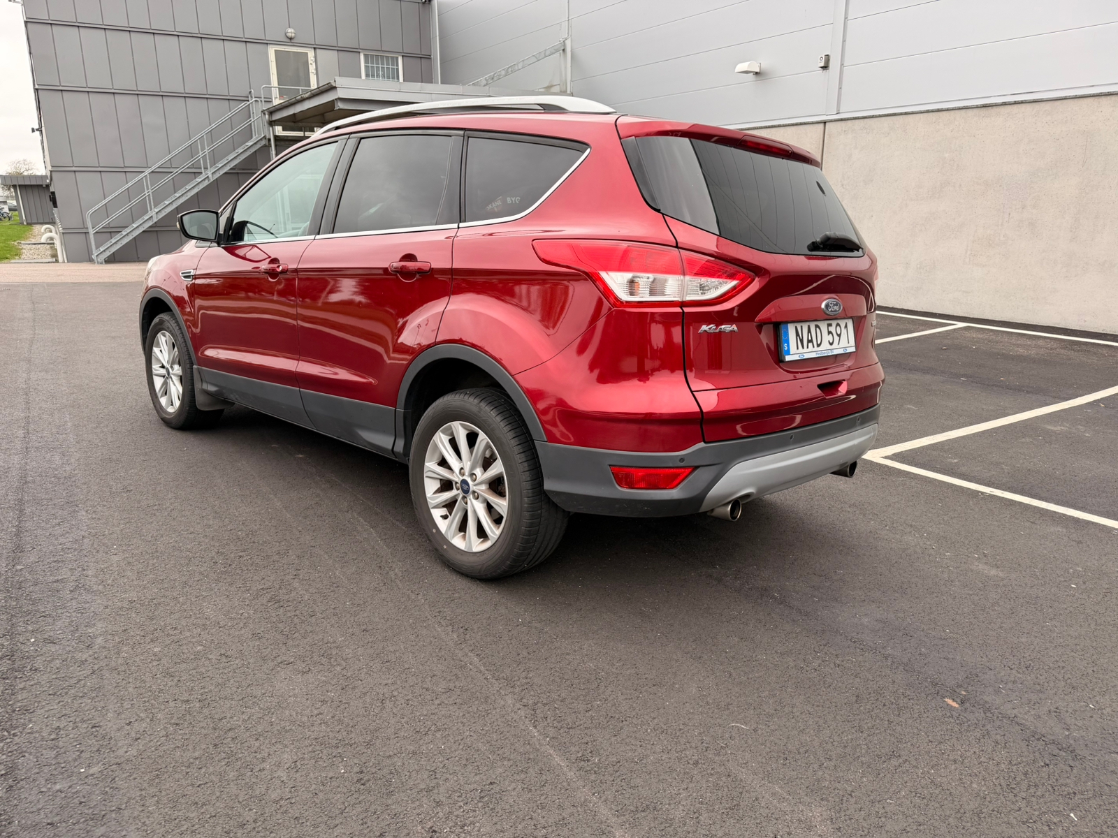 Ford Kuga 1.5 EcoBoost Manuell 2015, photo 2/8