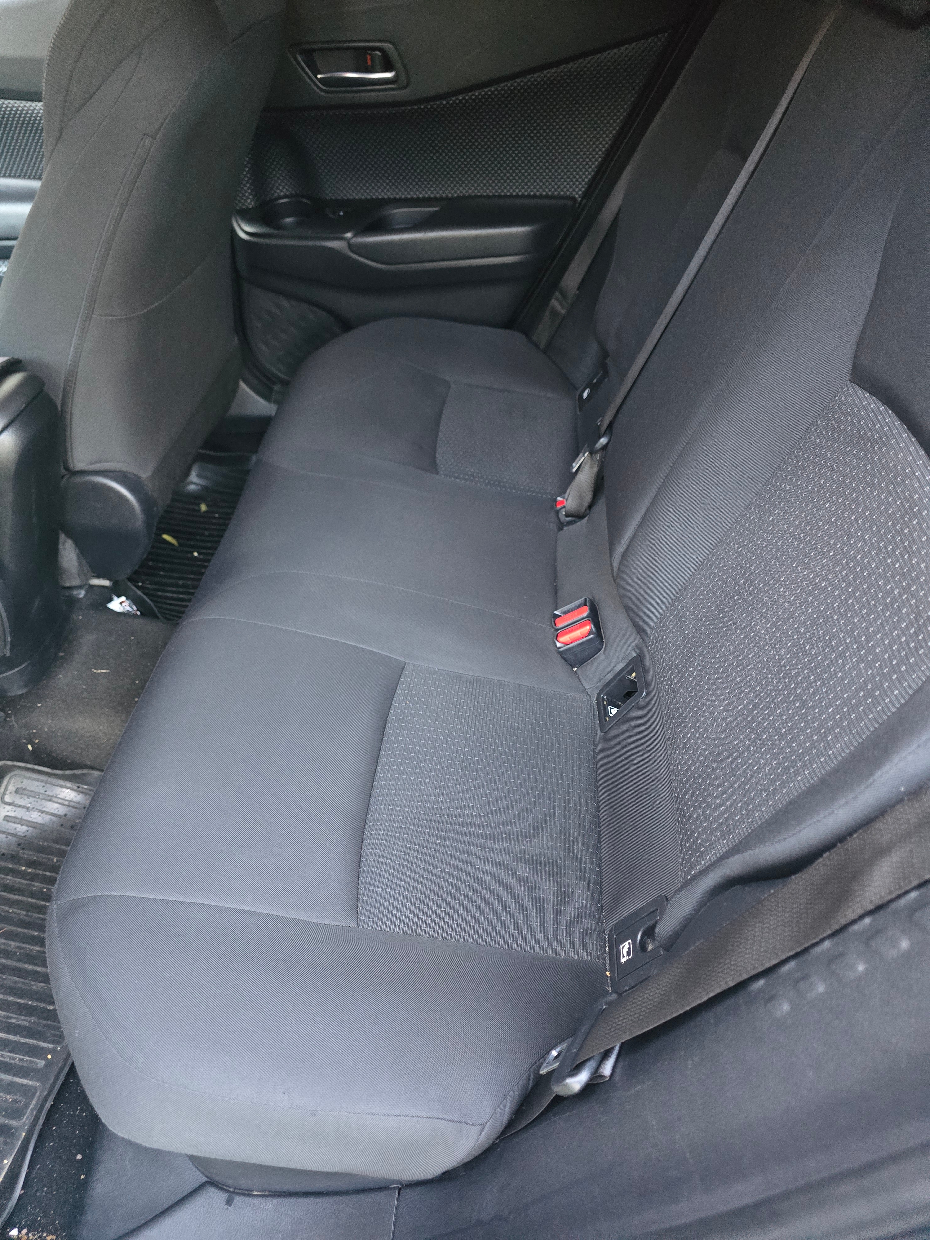 Toyota C-HR Hybrid CVT 2017, photo 4/10