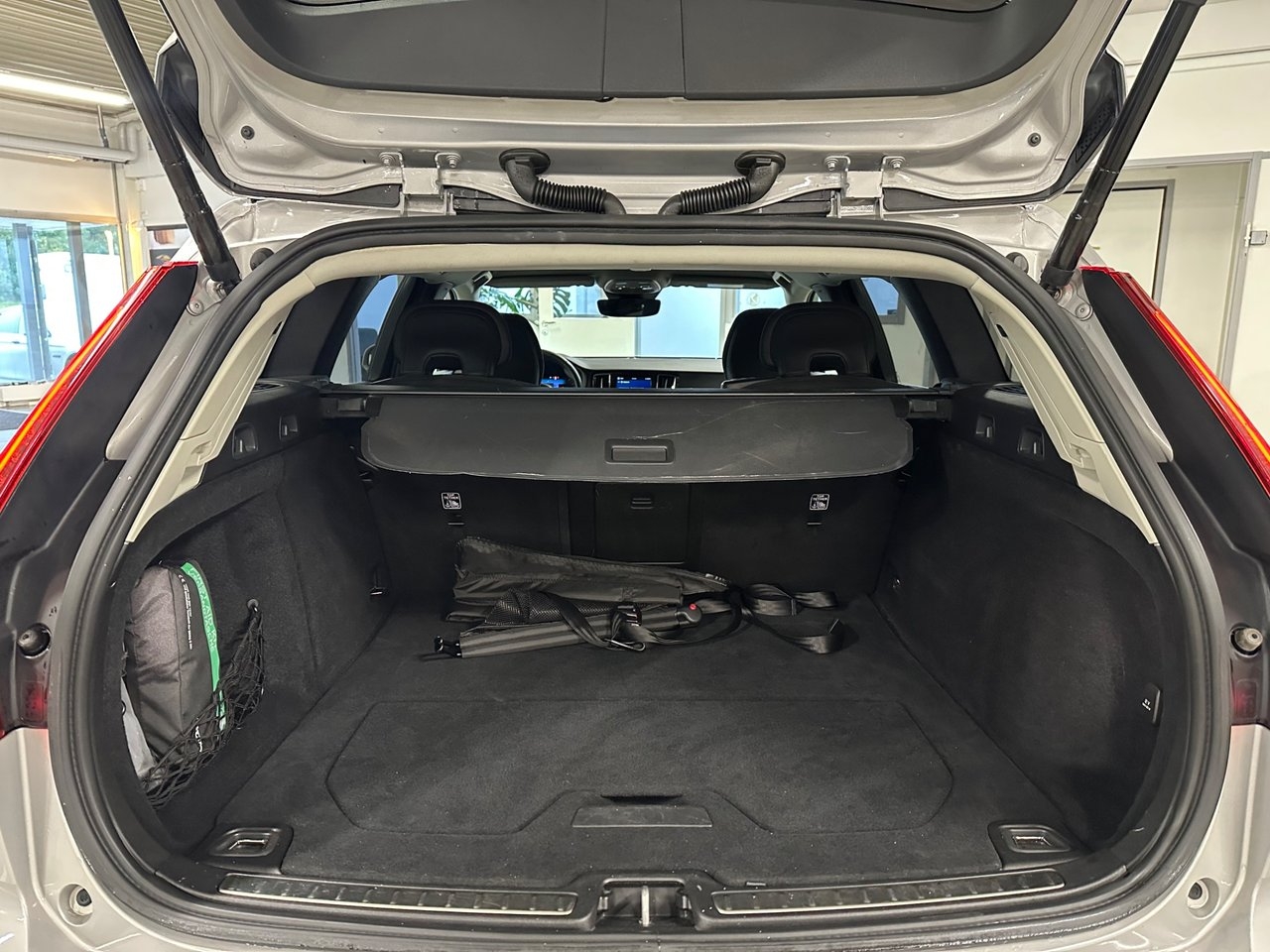 Volvo V60 B3 Core 2023, bild 5/10