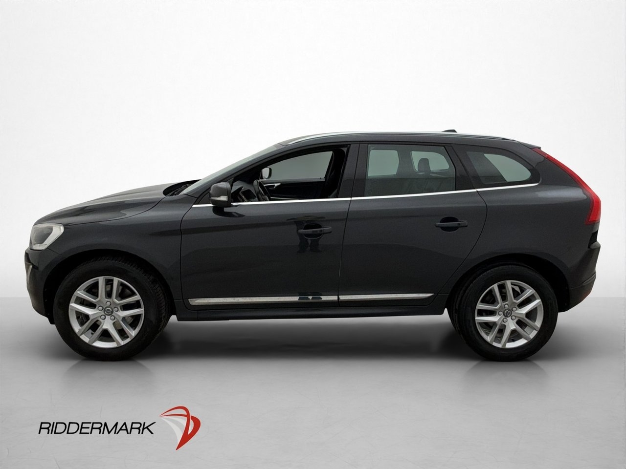 Volvo XC60 2017, kuva 5/10