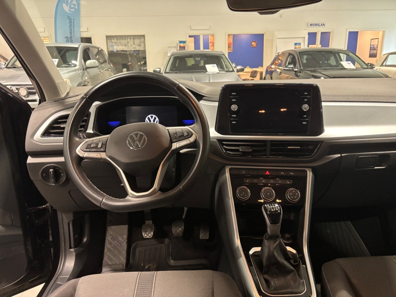 Volkswagen T-Roc 1.0 TSI 2022, photo 6/7