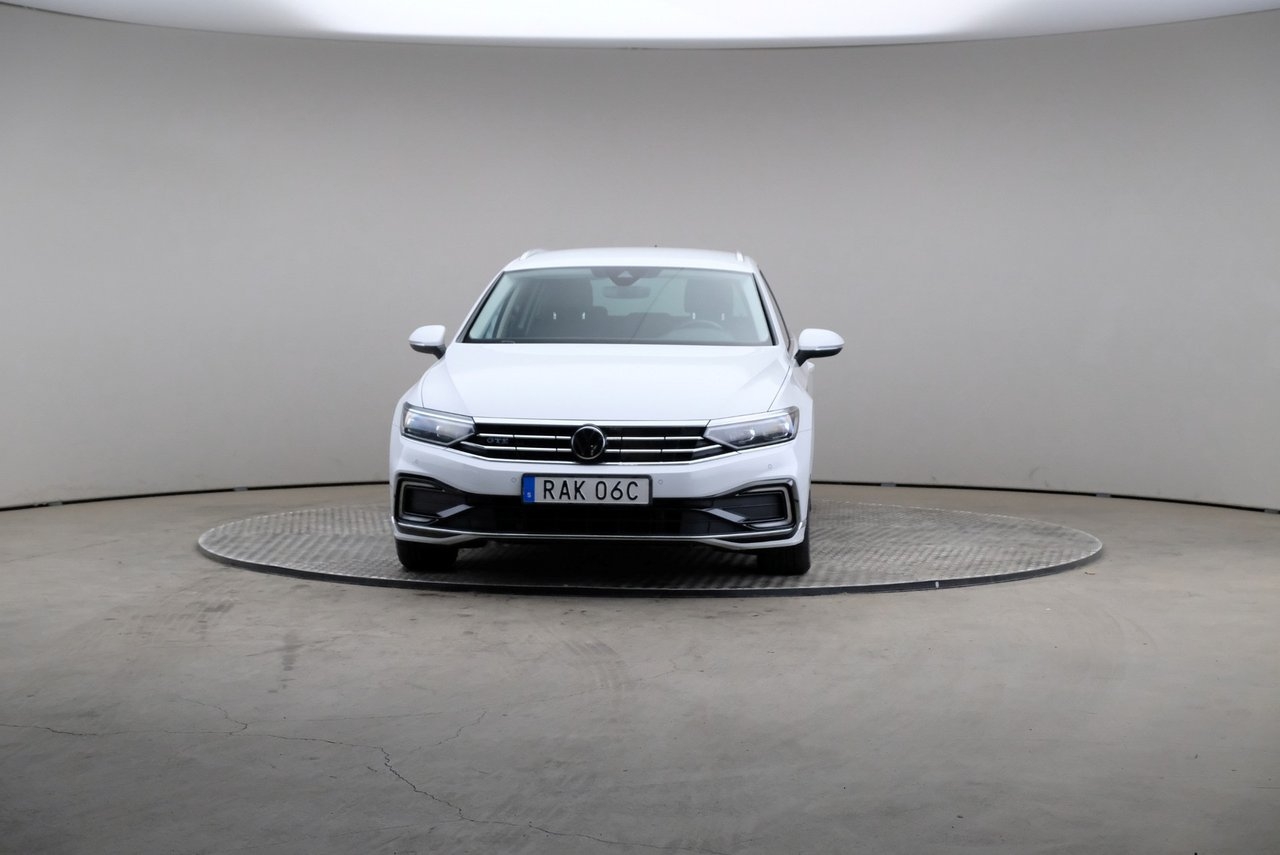 Volkswagen Passat 2023, bild 3/10
