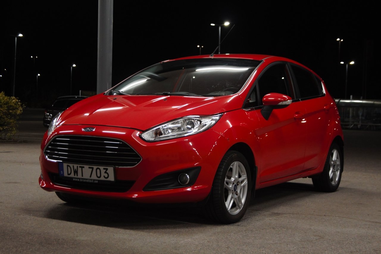 Ford Fiesta 5-dörrar 1.0 Titanium Euro 5 2013, bild 3/10