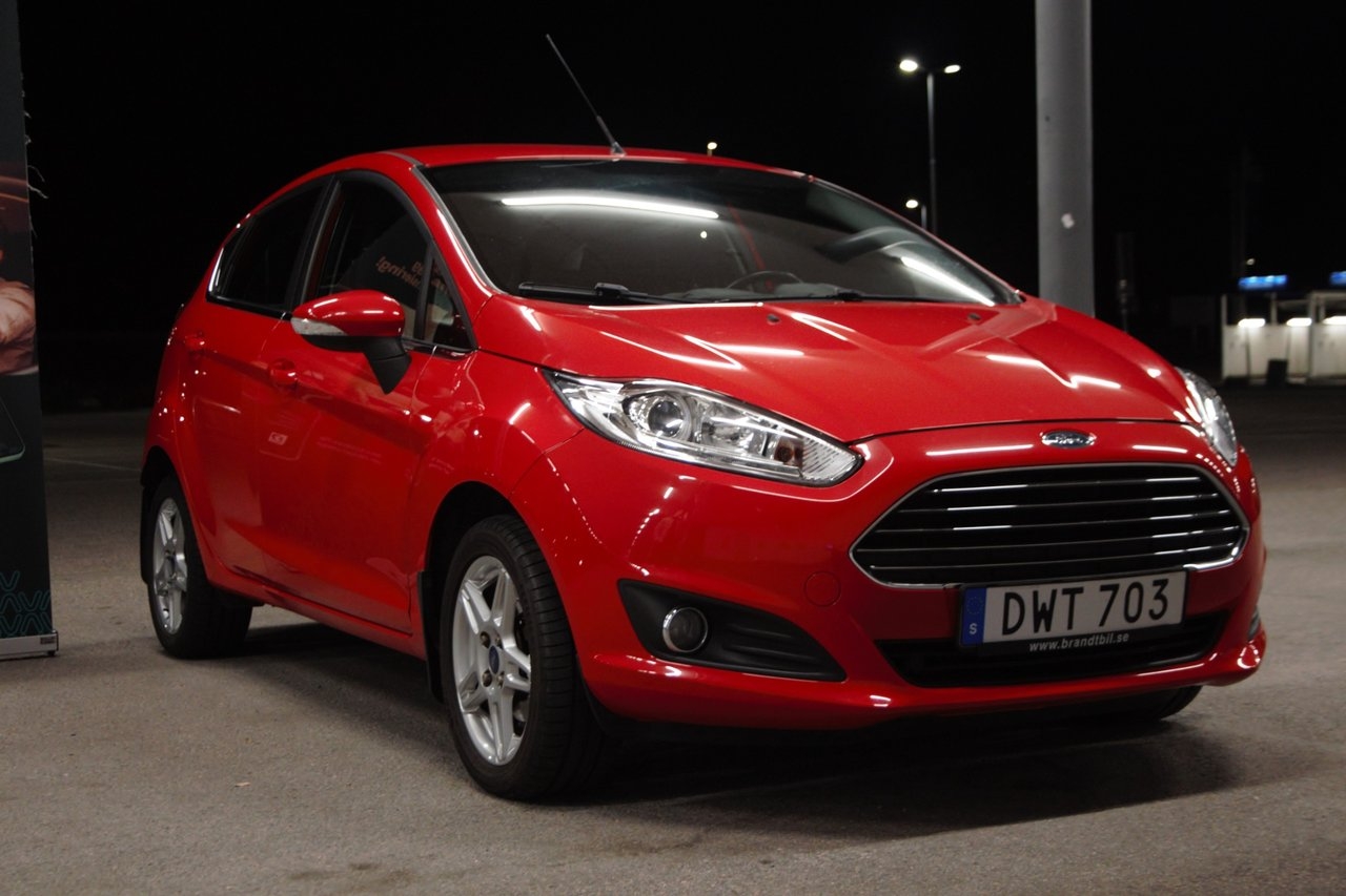 Ford Fiesta 5-dörrar 1.0 Titanium Euro 5 2013, bild 2/10