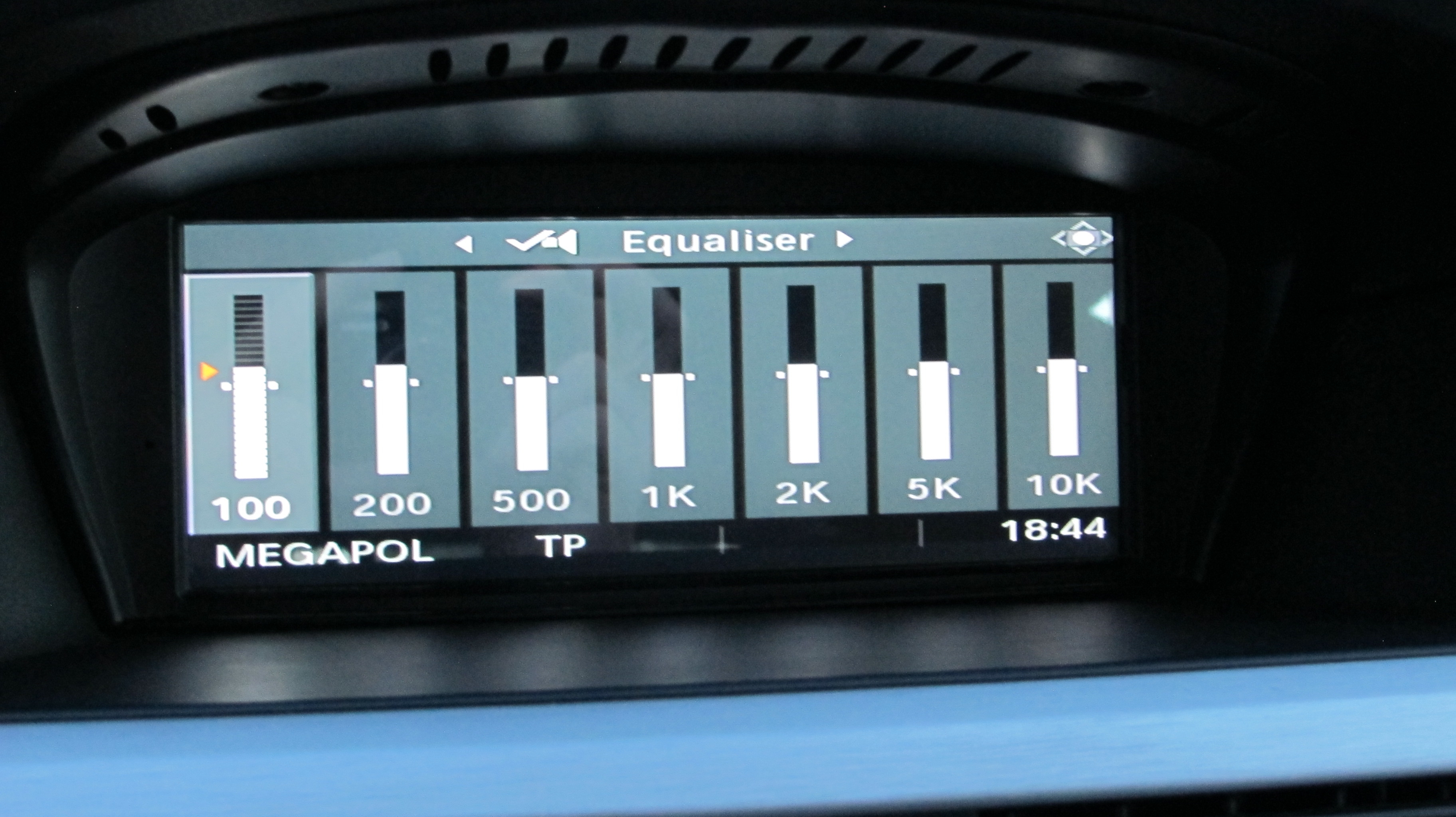 BMW 535 d Touring Steptronic 2008, photo 3/10
