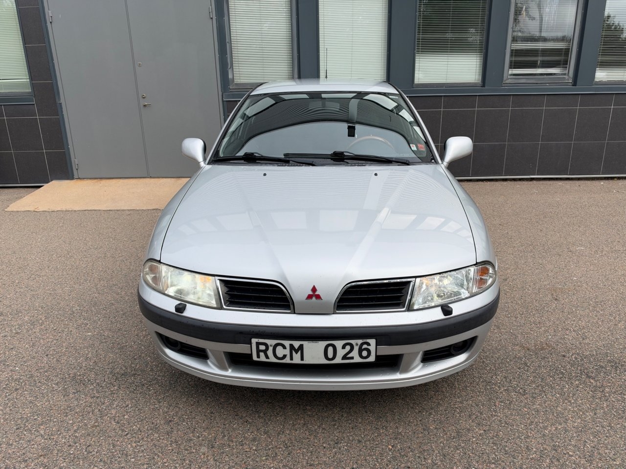 Mitsubishi Carisma 2000, kuva 2/10
