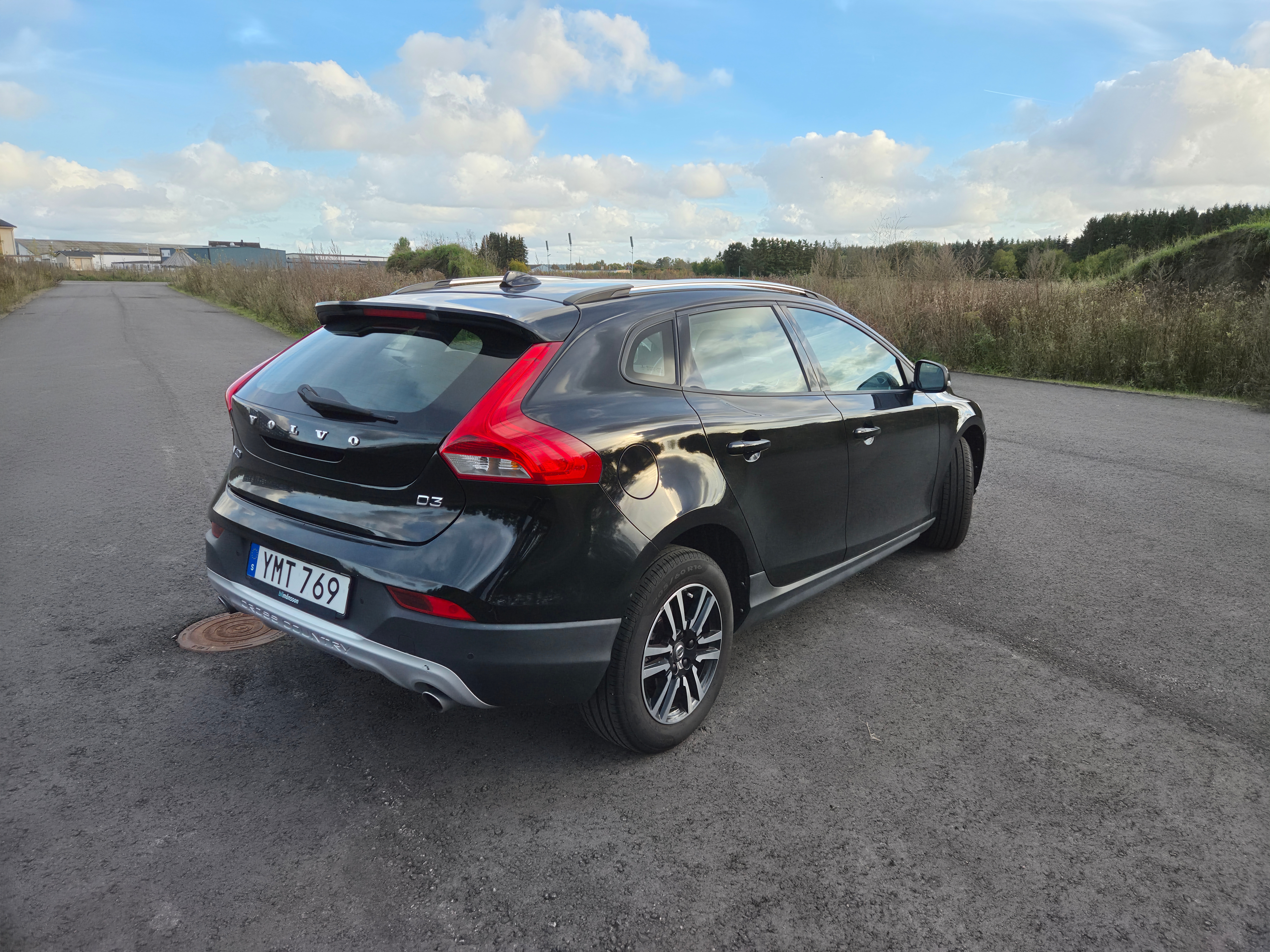 Volvo V40 Cross Country D3 Manuell 2018, bild 4/10