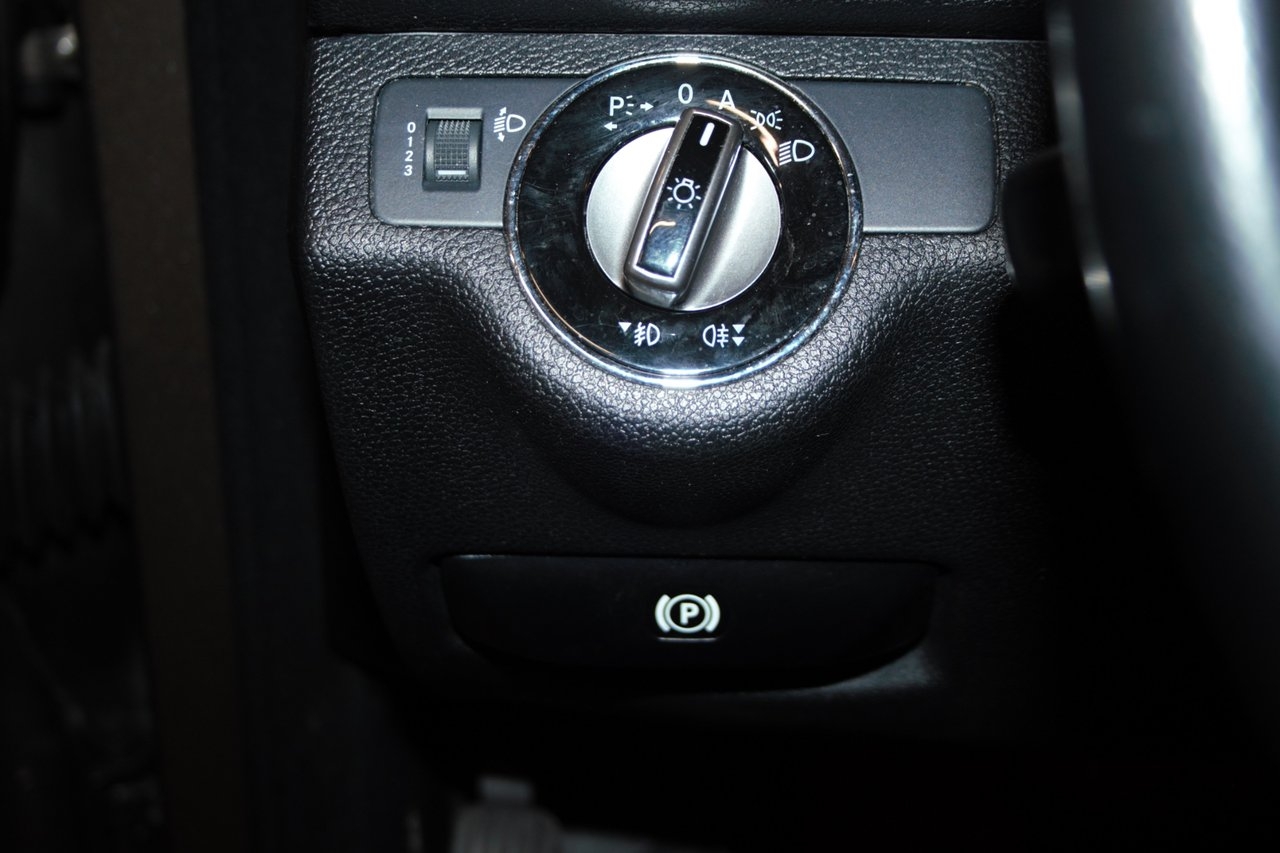 Mercedes-Benz C 2010, kuva 7/10