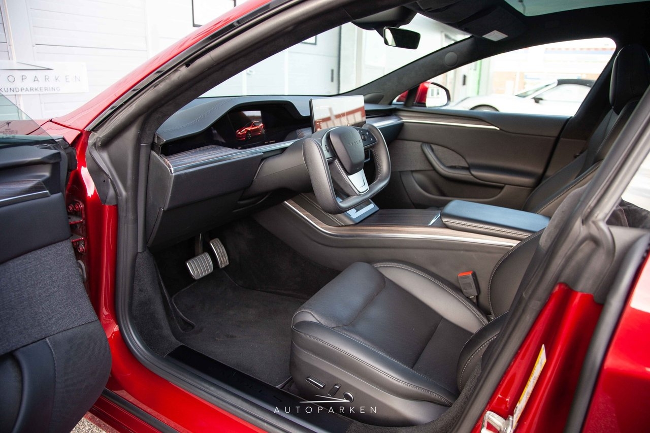Tesla Model S Dual Motor AWD 670 hk 2023, photo 7/10
