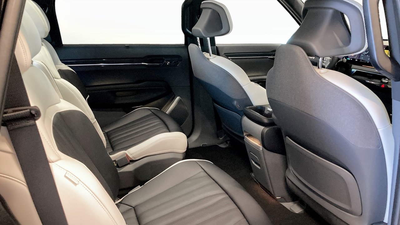 Kia EV9 LINE AWD LONG RANGE 6 SITS 2026, photo 5/10