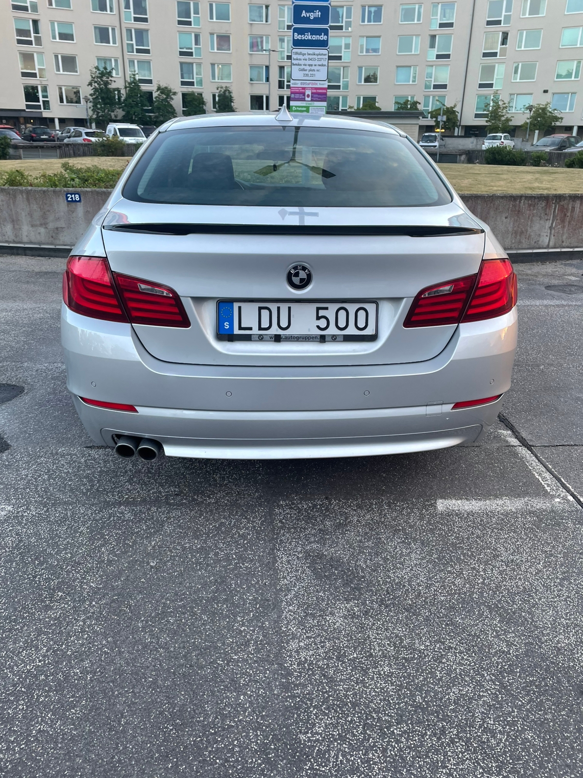 BMW 520 d Sedan Steptronic 2011, bild 4/5