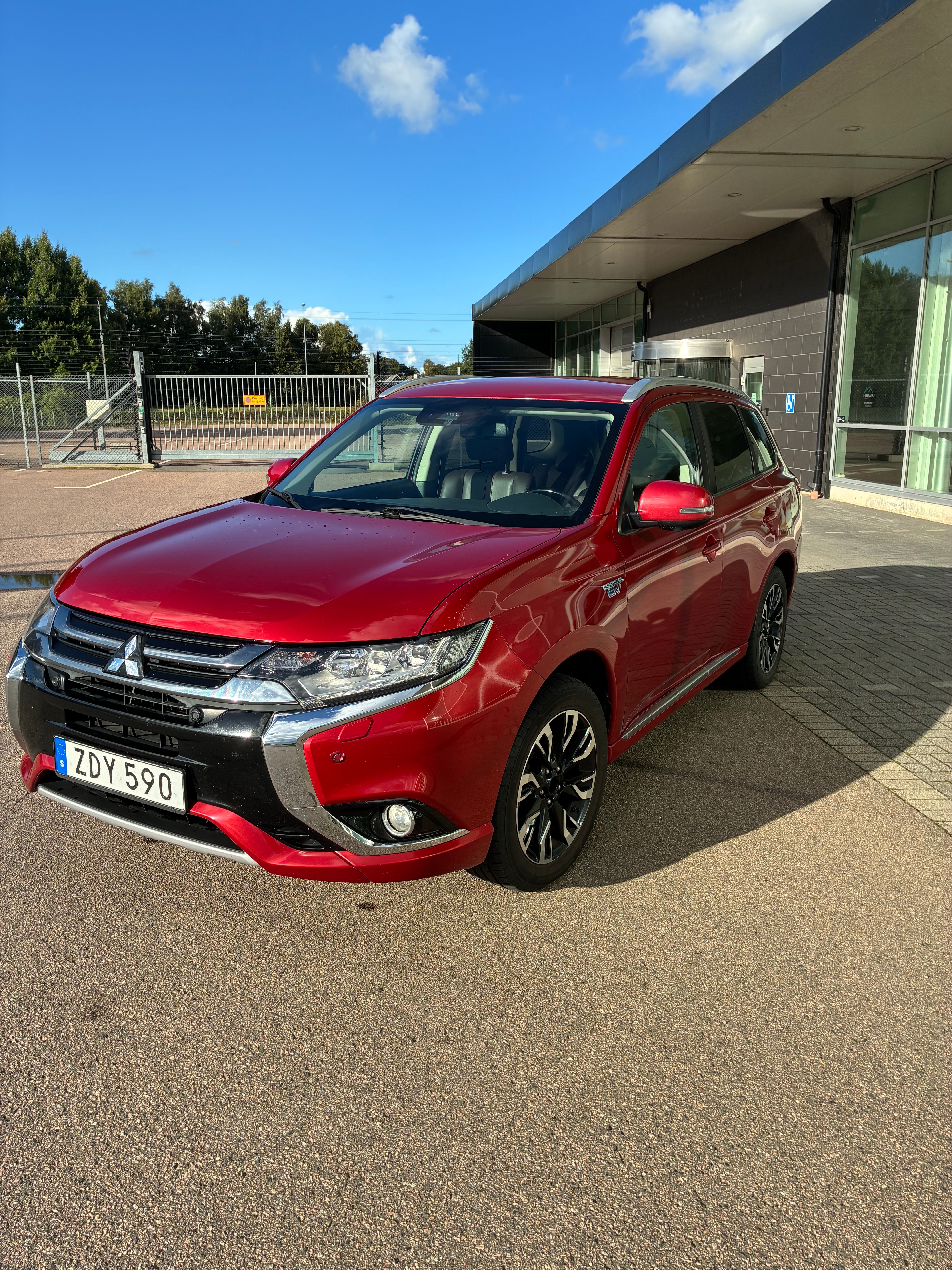 Mitsubishi Outlander PHEV CVT 2018, bild 5/10