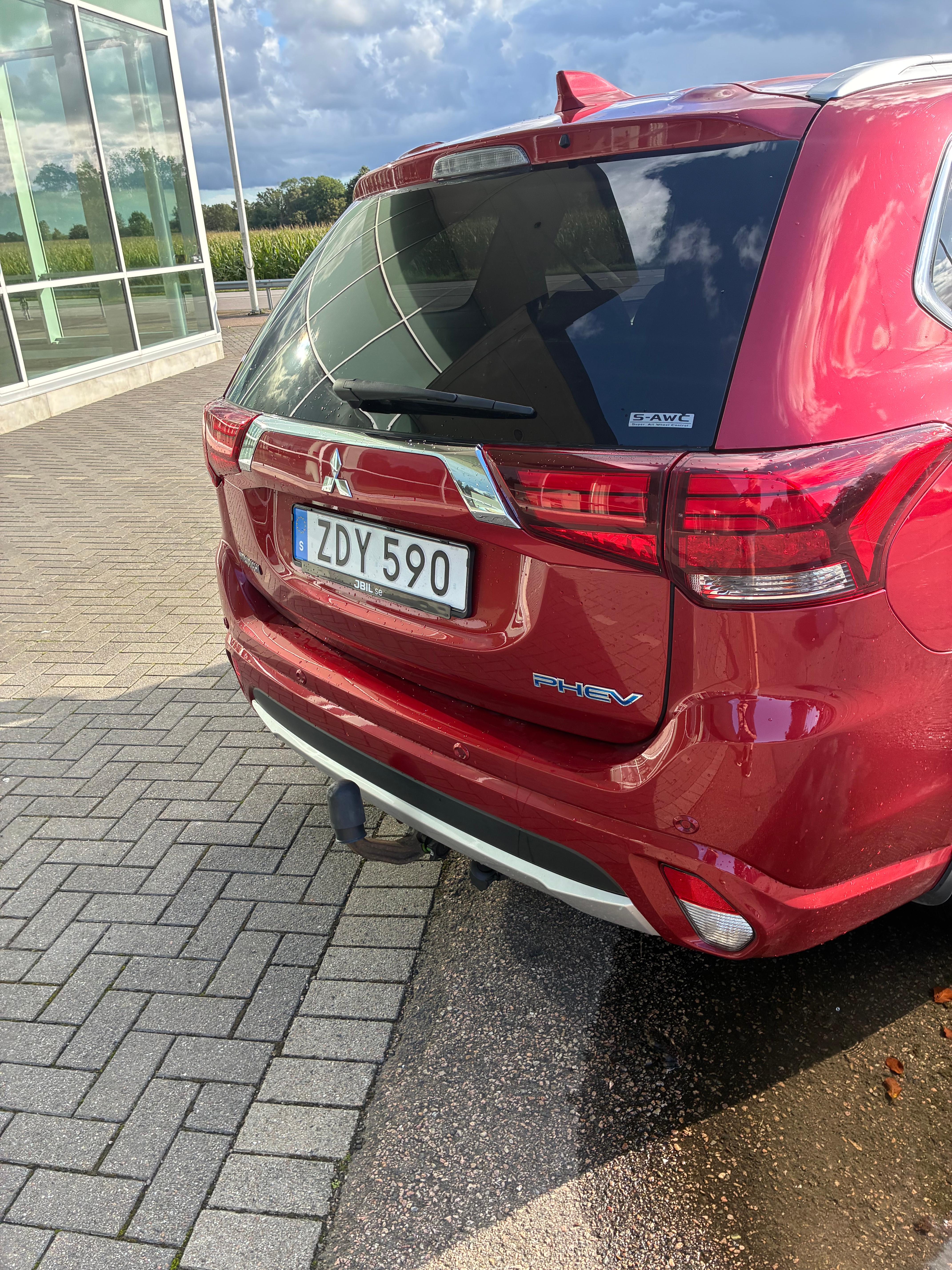 Mitsubishi Outlander PHEV CVT 2018, bild 2/10