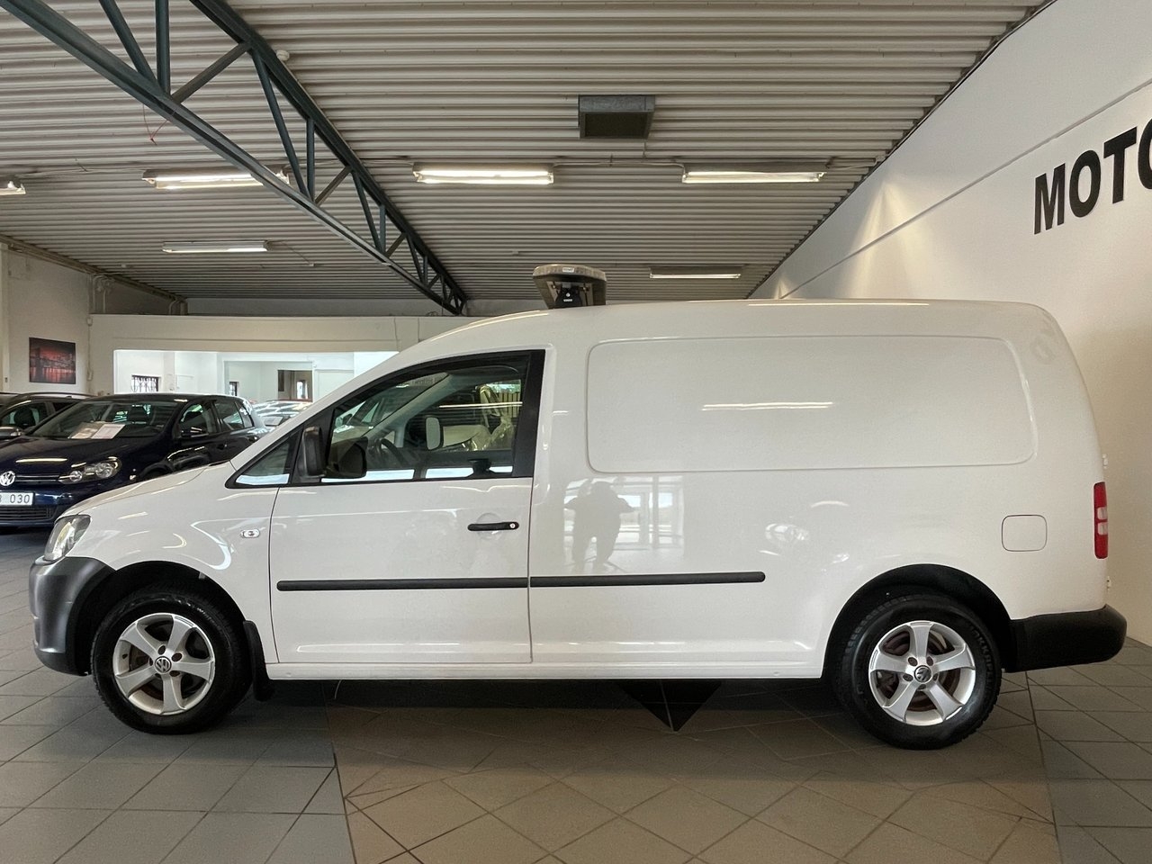 Volkswagen Caddy Maxi 2014, bild 2/10