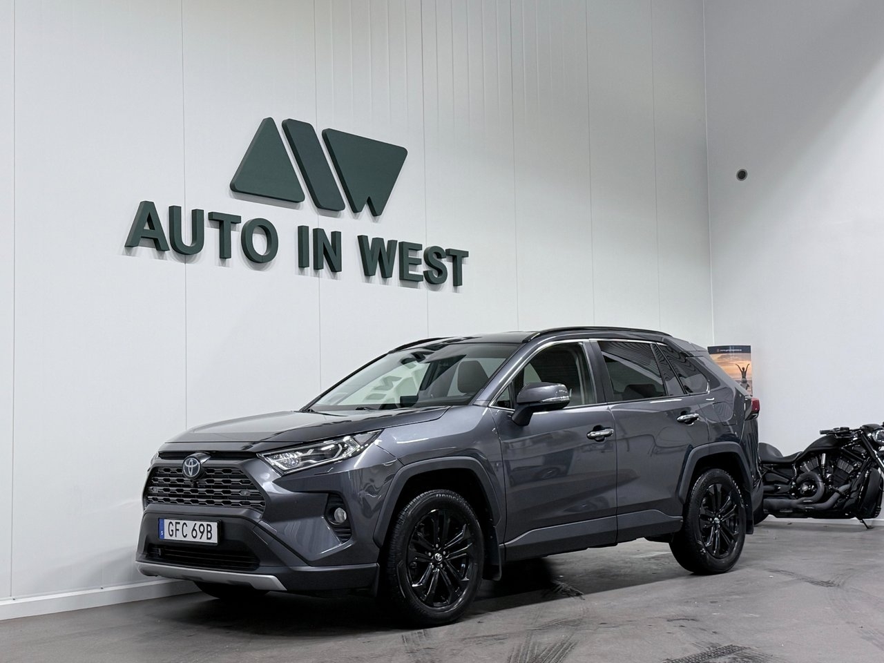 Toyota RAV4 2019, kuva 2/10