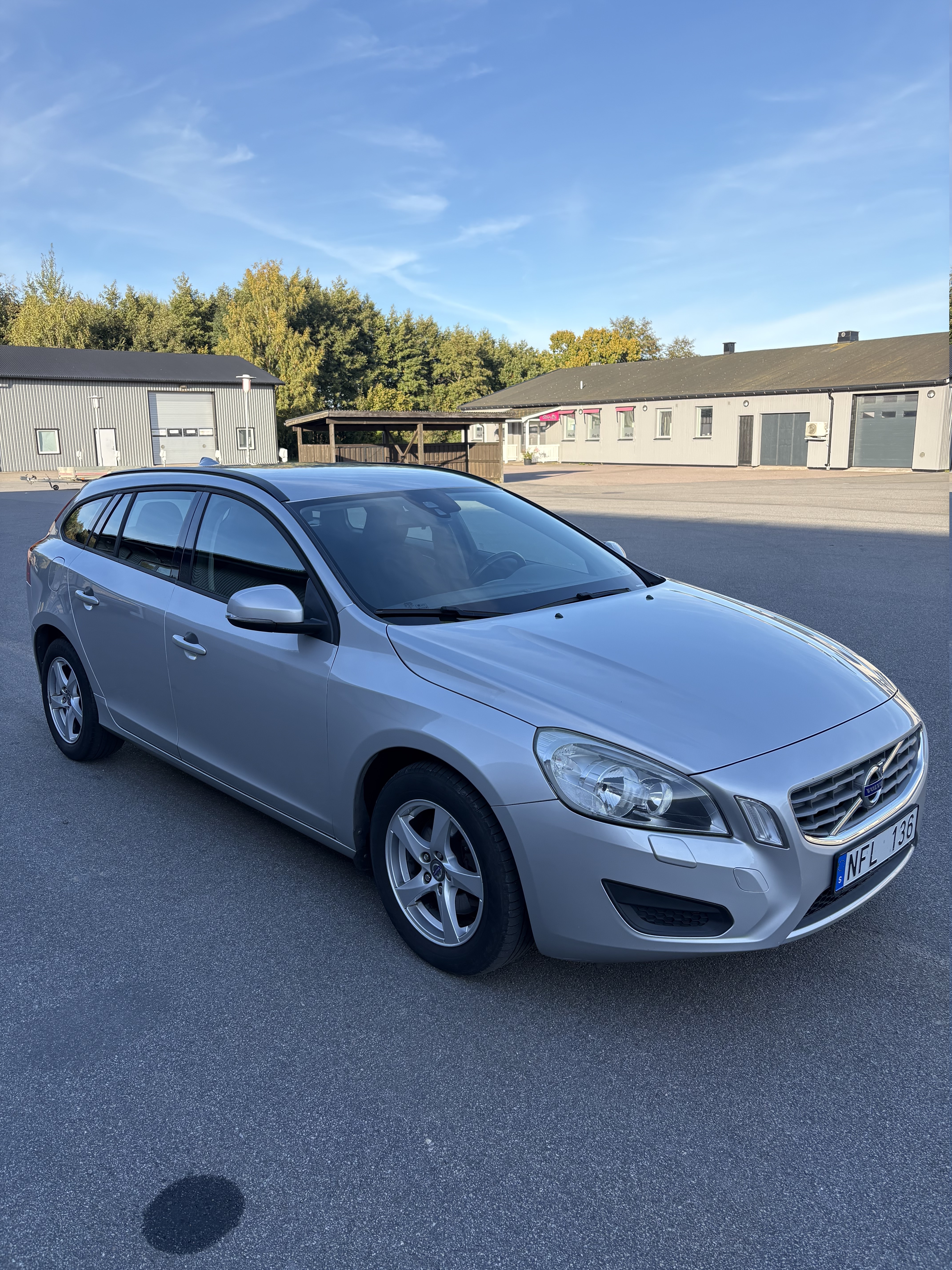 Volvo V60 D2 Manuell 2013, bild 3/5