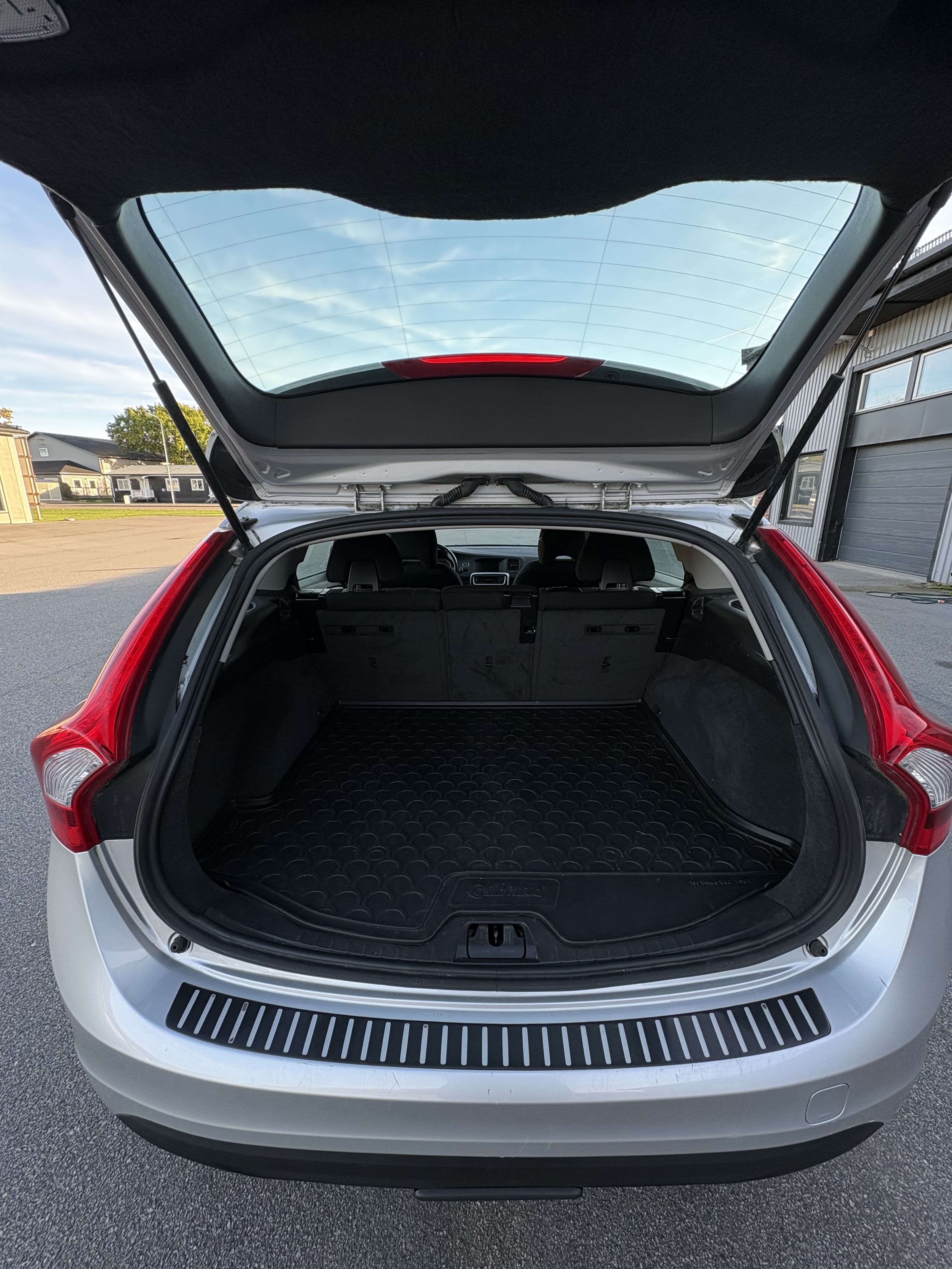 Volvo V60 D2 Manuell 2013, bild 5/5