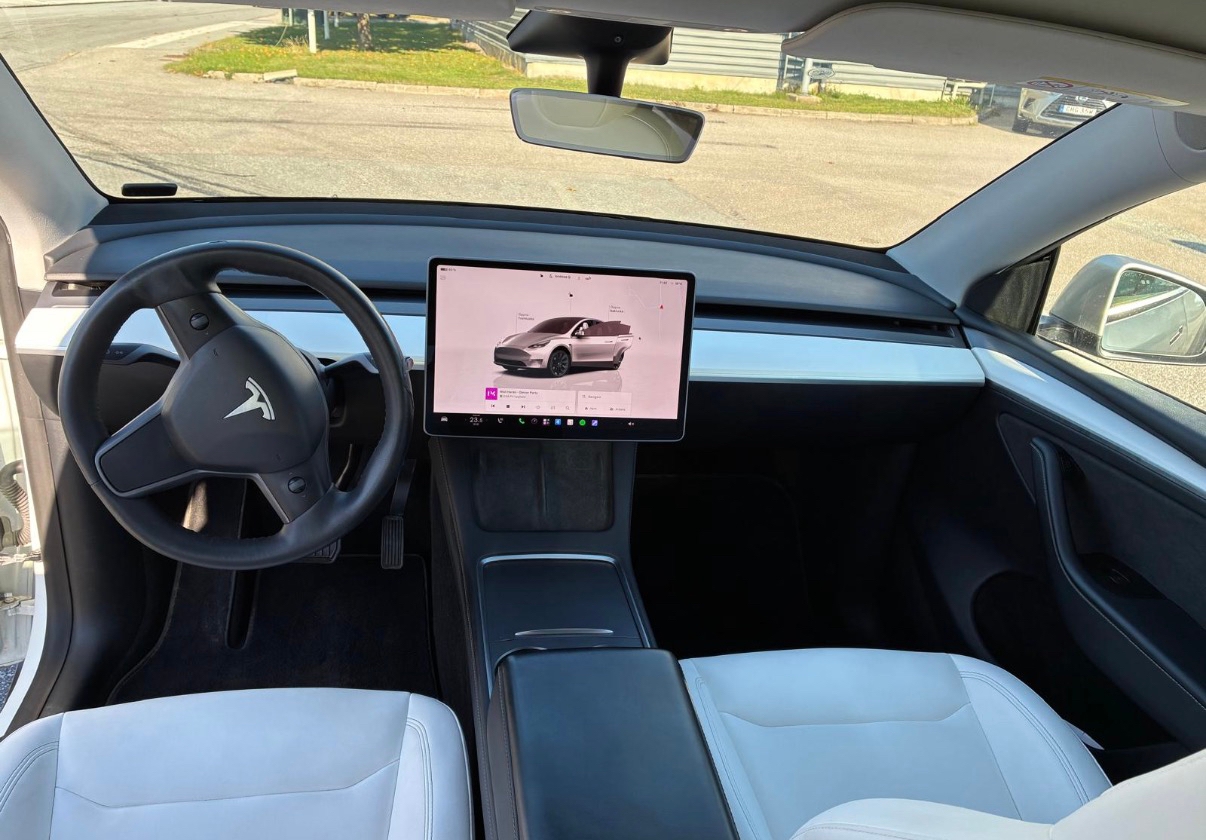 Tesla Model Y Long Range AWD 2023, bild 5/10