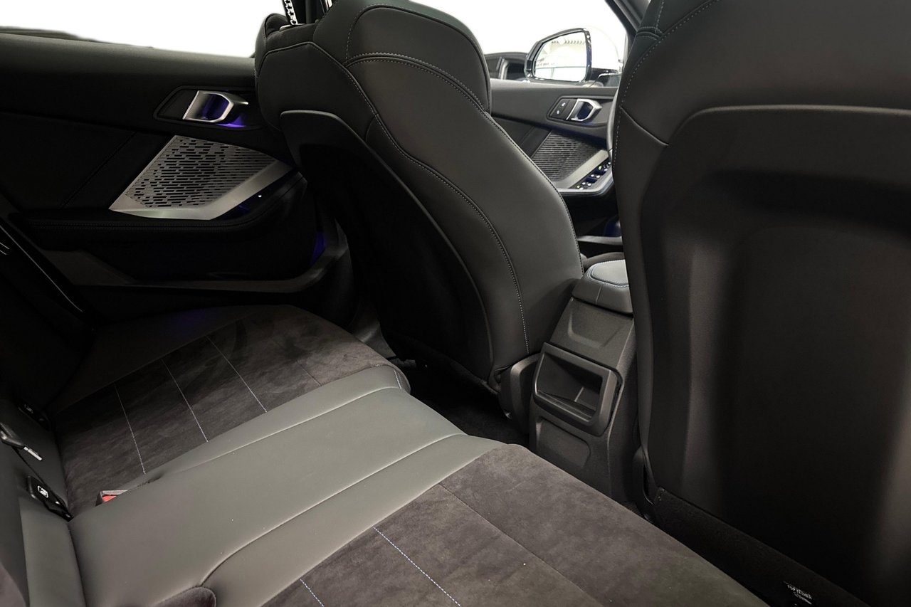 BMW 120 Aut M-Sport 2026, bild 7/10