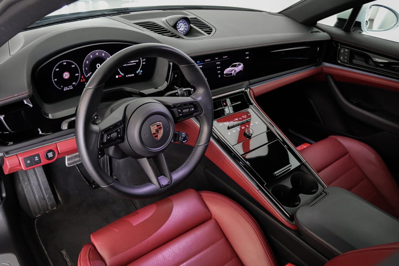 Porsche Panamera 2025, photo 7/10