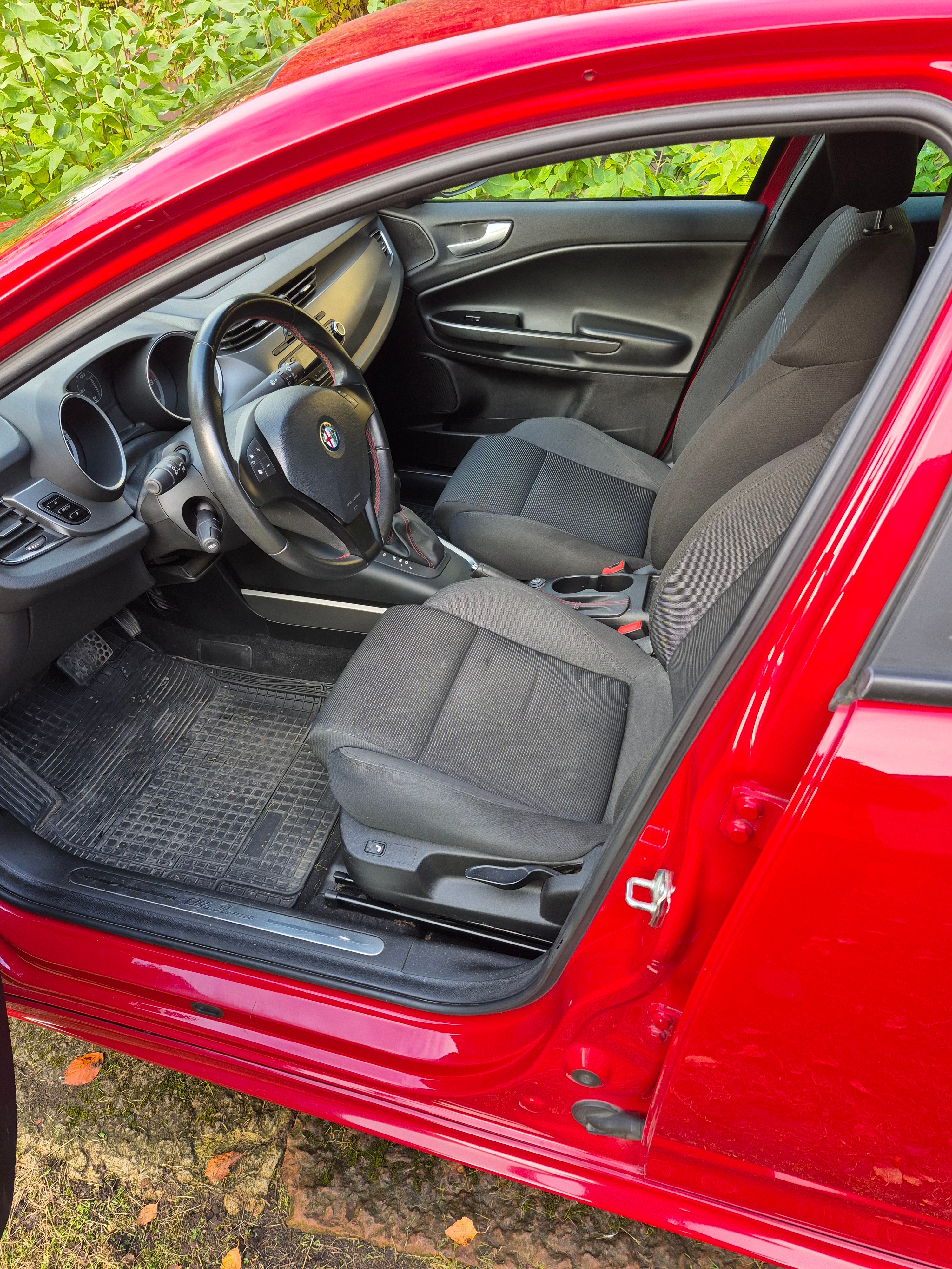 Alfa Romeo Giulietta 2.0 JTDM 16V TCT 2013, bild 5/7