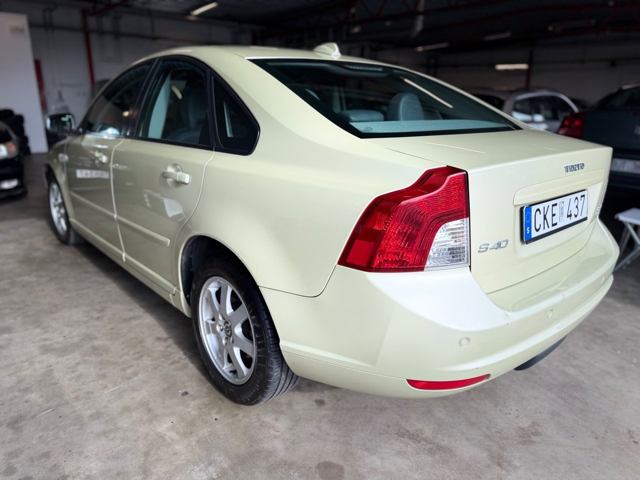 Volvo S40 2.0 Diesel/ 6-VÄXLAD/ DRAGKROK 2008, bild 3/10