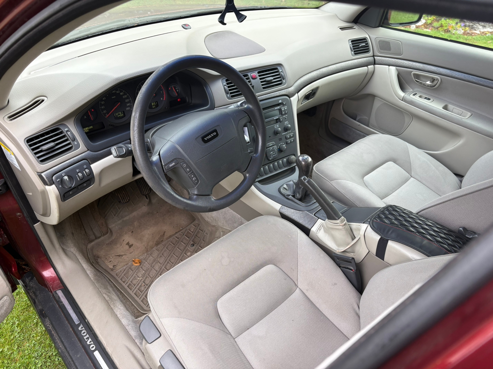 Volvo S80 2.4 Manuell 2000, bild 4/9